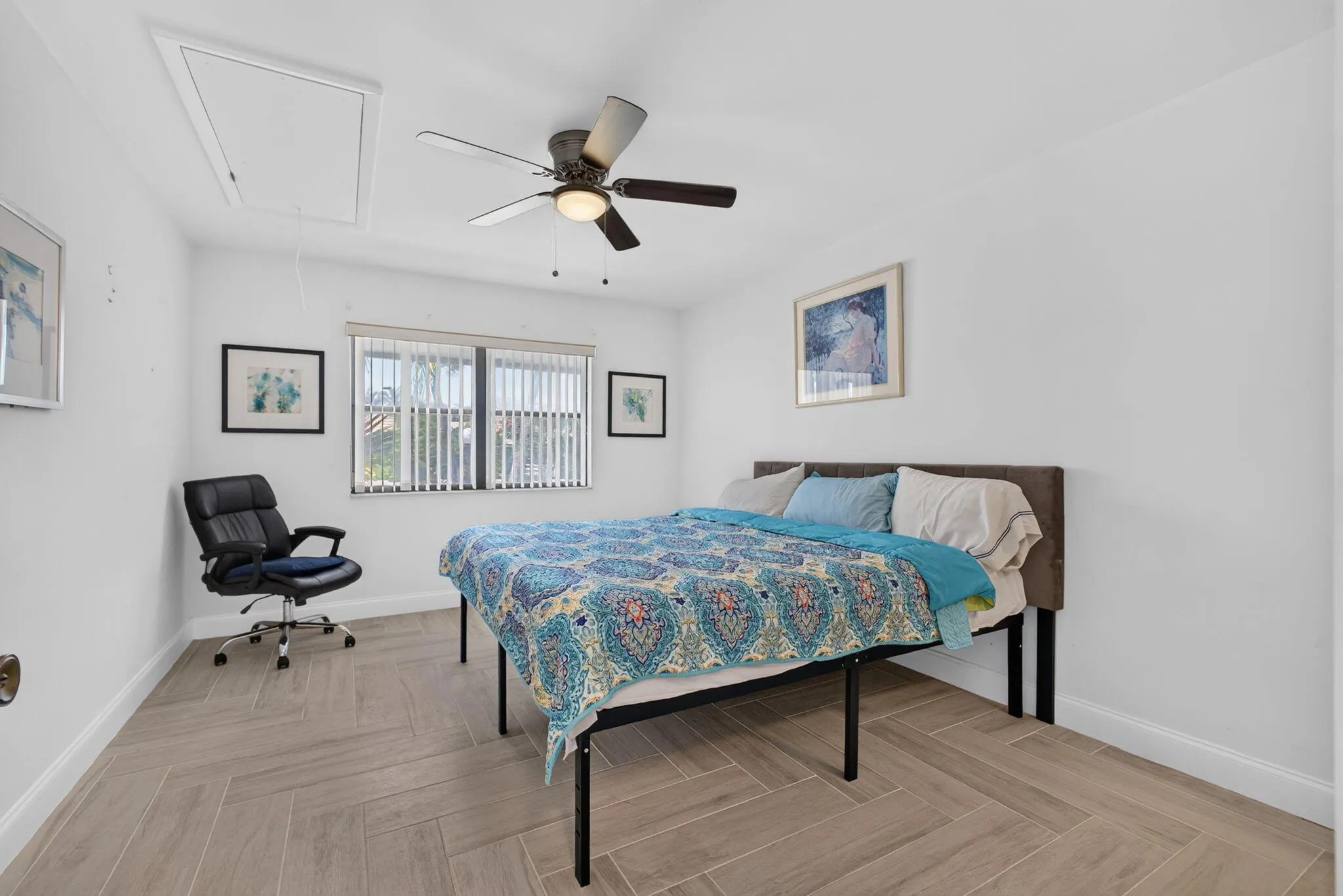 1127 E SEMINOLE Avenue #15D