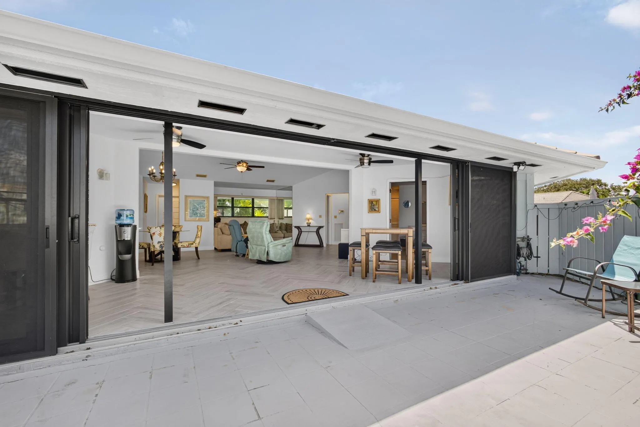 1127 E SEMINOLE Avenue #15D