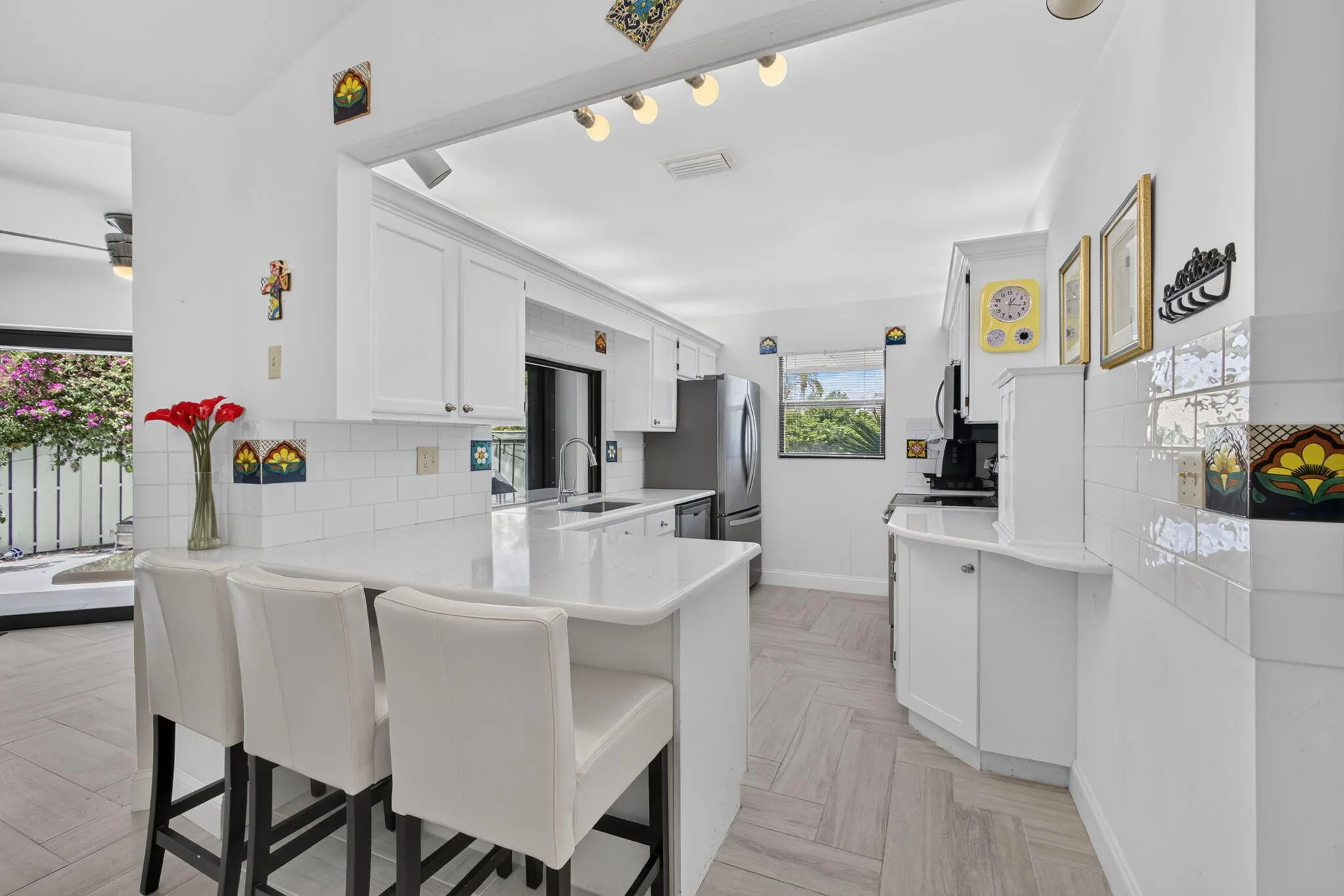 1127 E SEMINOLE Avenue #15D