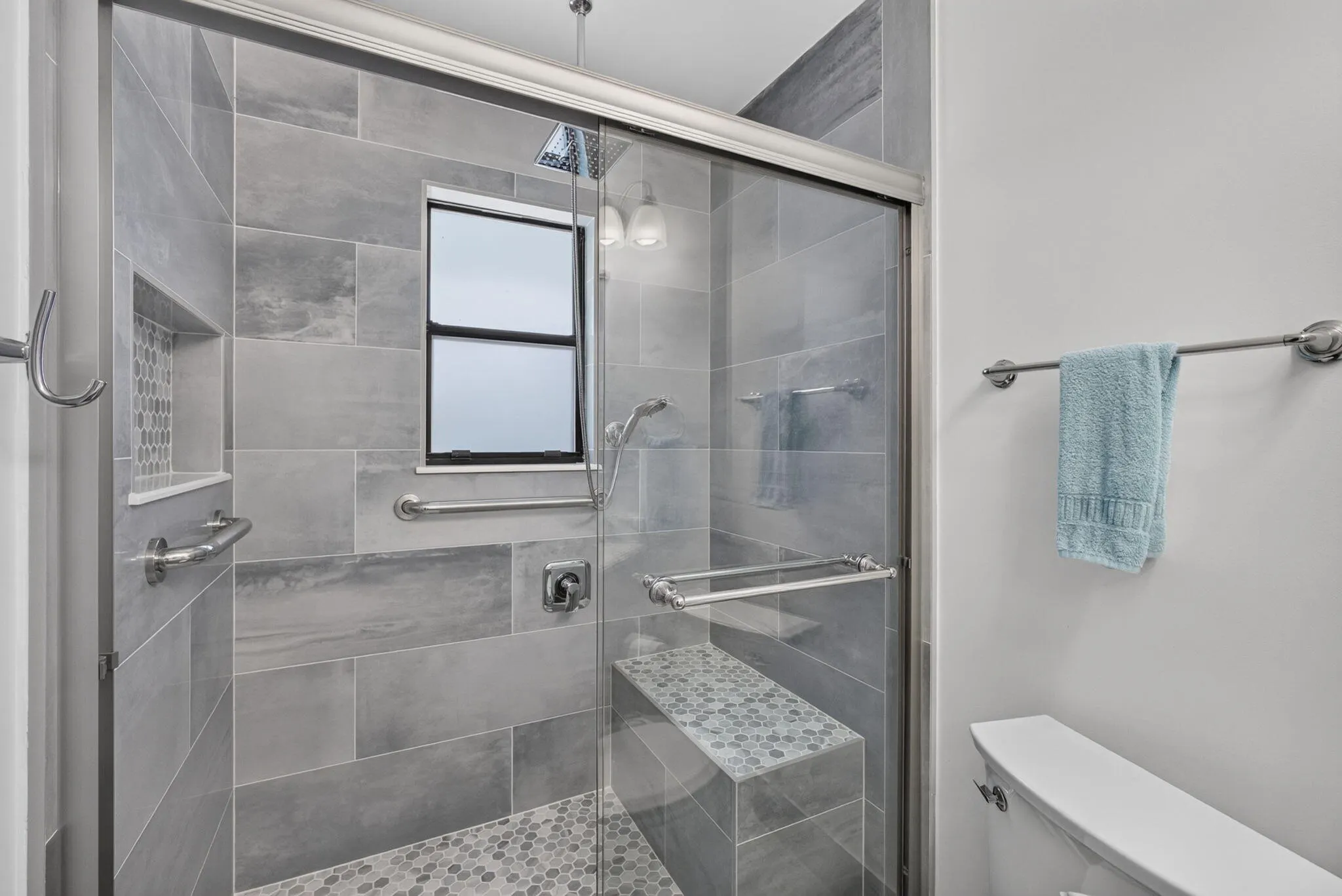1127 E SEMINOLE Avenue #15D