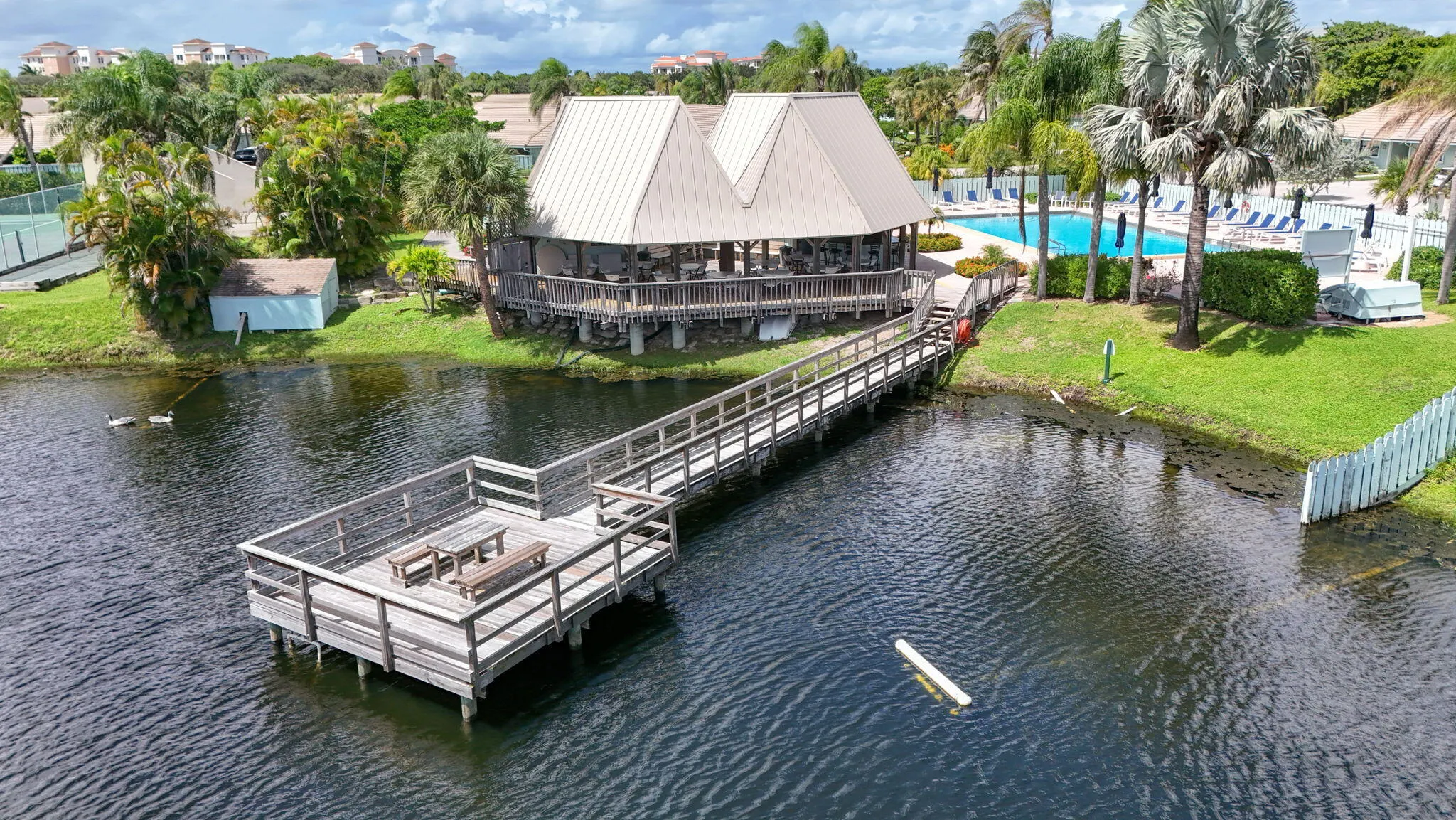 1127 E SEMINOLE Avenue #15D