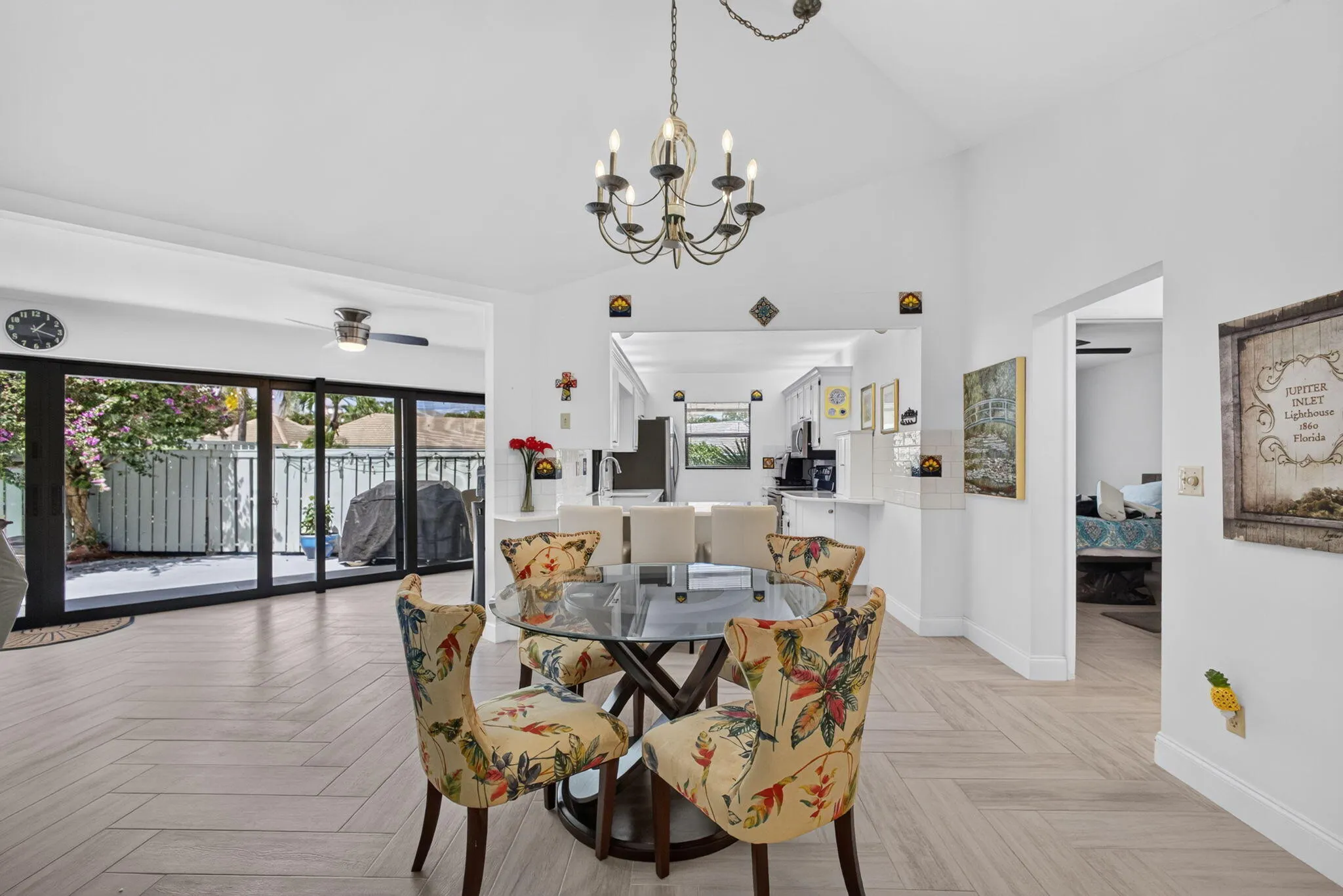 1127 E SEMINOLE Avenue #15D