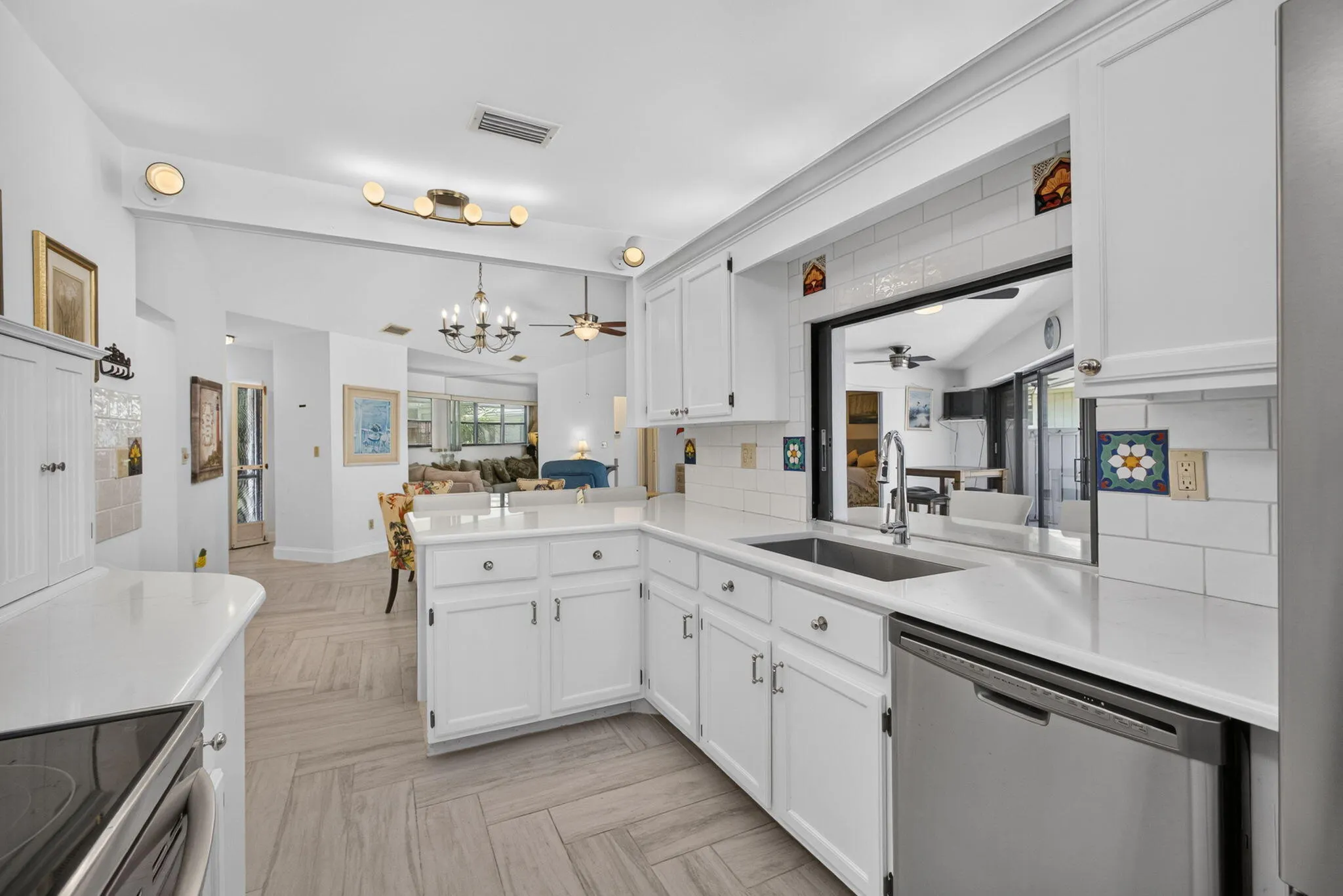 1127 E SEMINOLE Avenue #15D