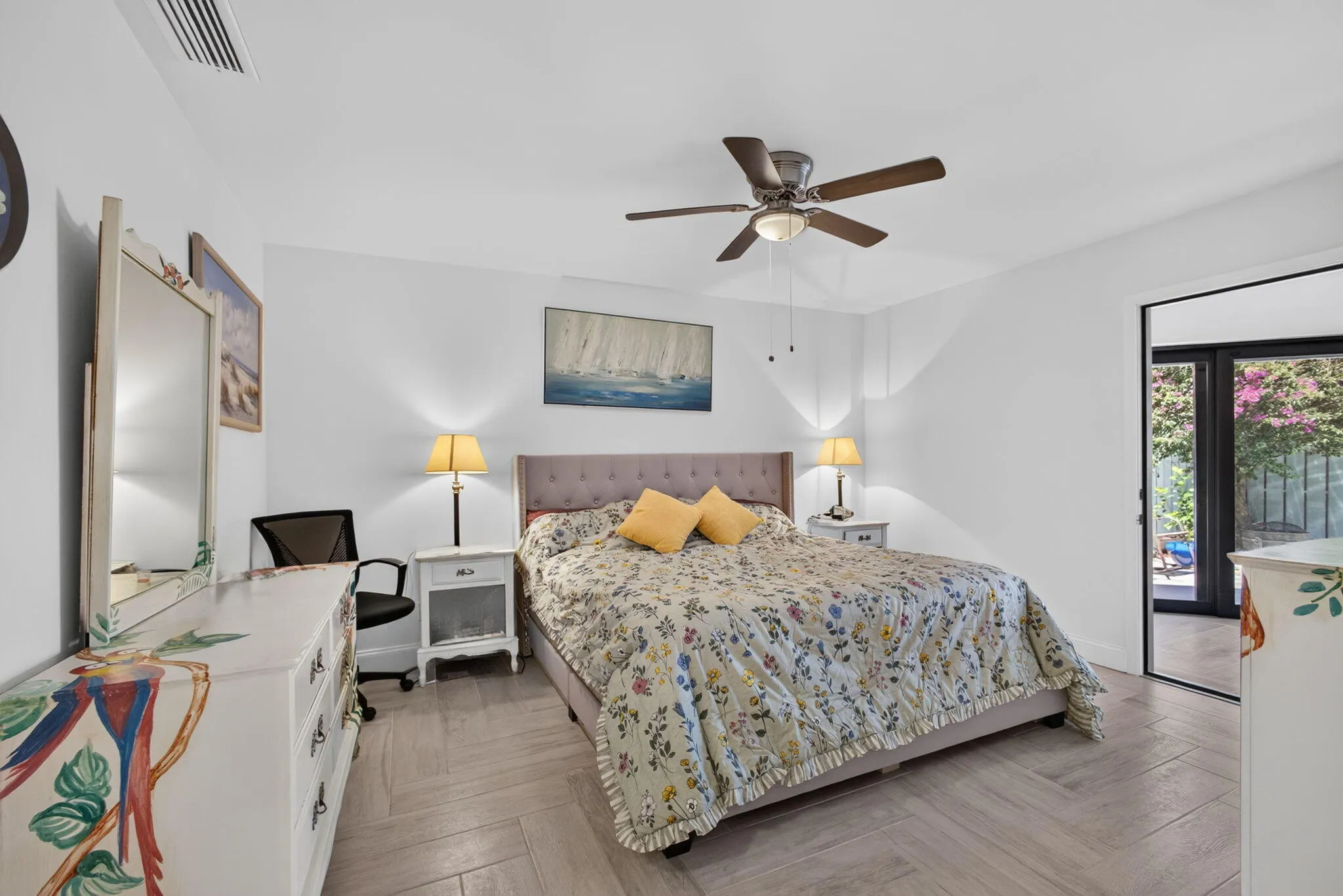1127 E SEMINOLE Avenue #15D