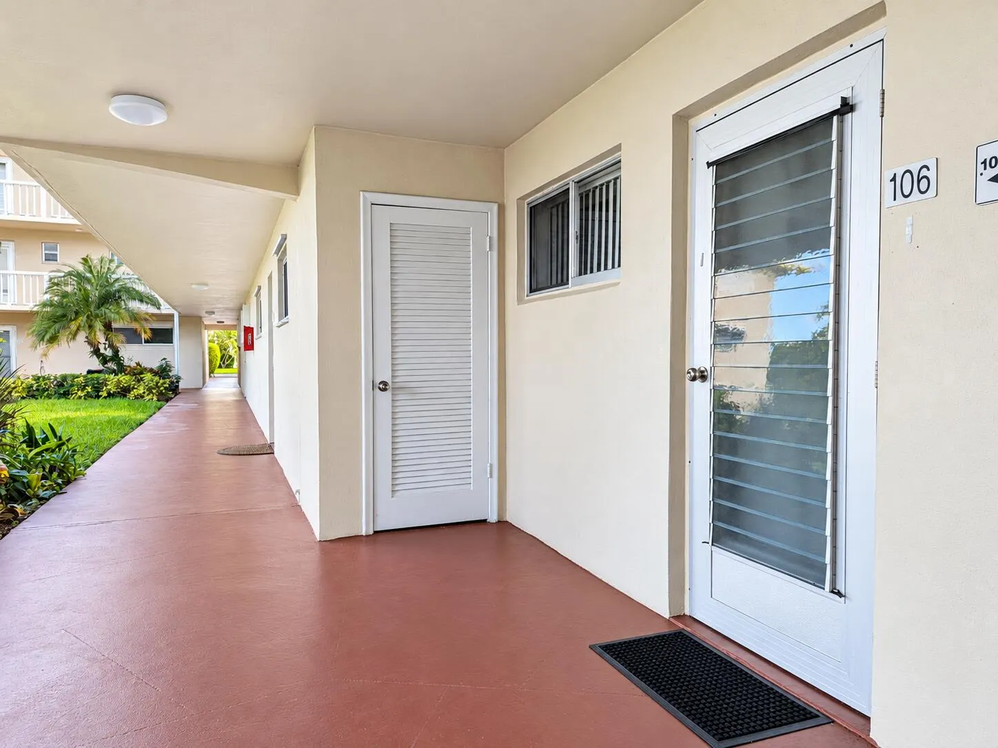 2856 Garden Drive S #106