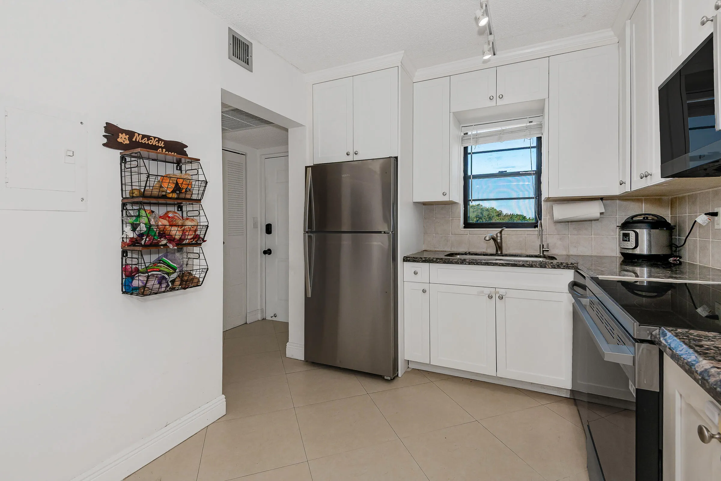 9235 SW 8th Street #502