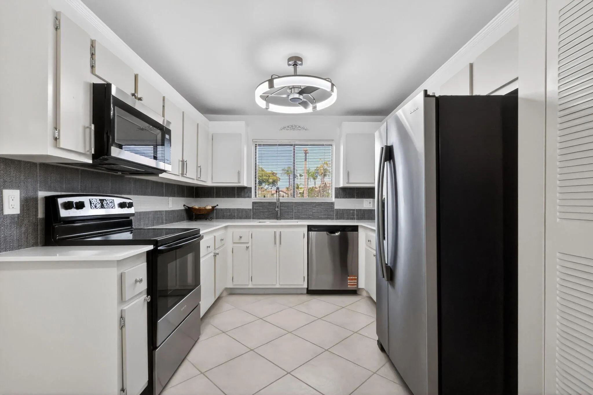 7770 Tahiti Lane #102