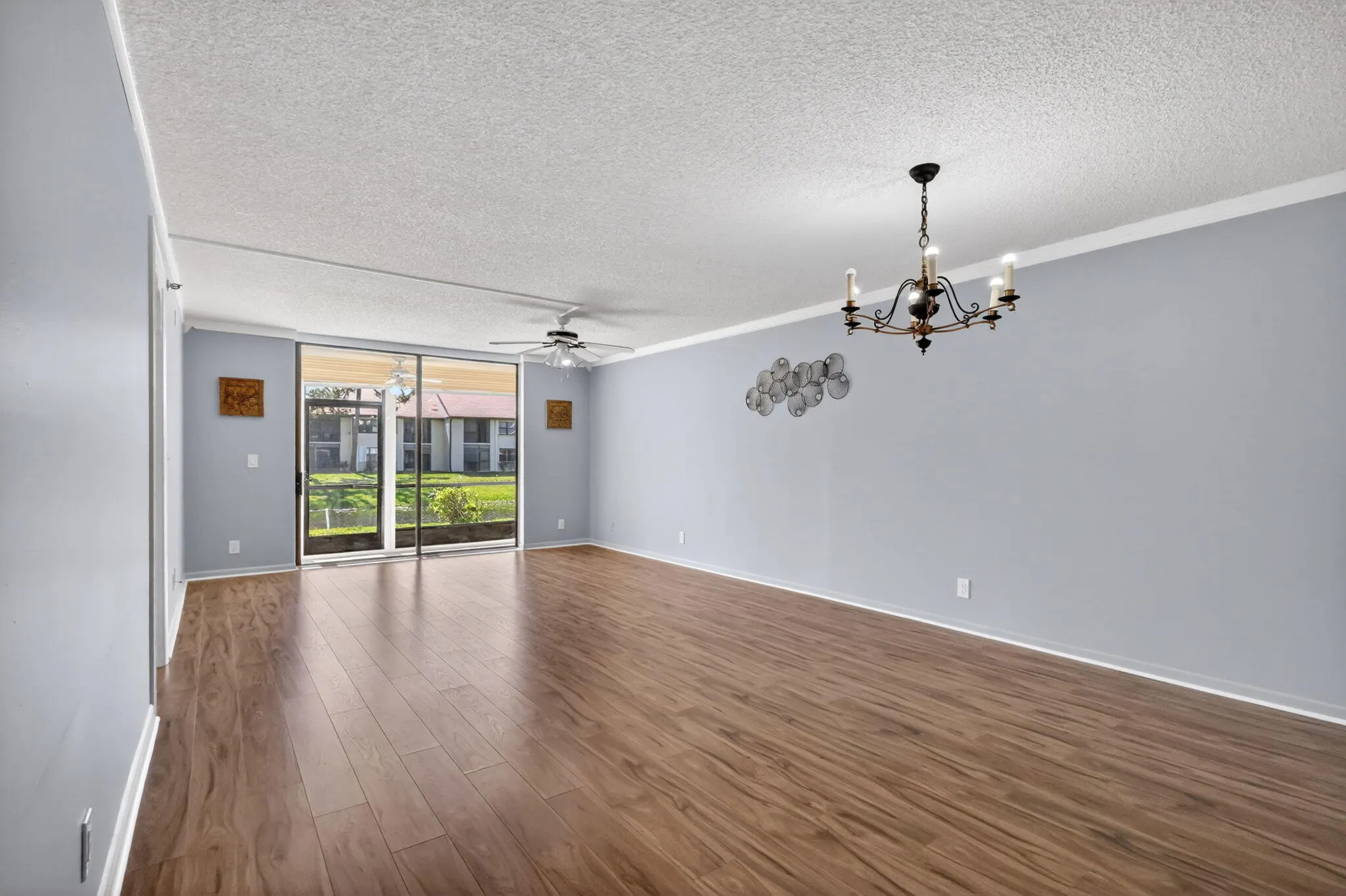 7770 Tahiti Lane #102