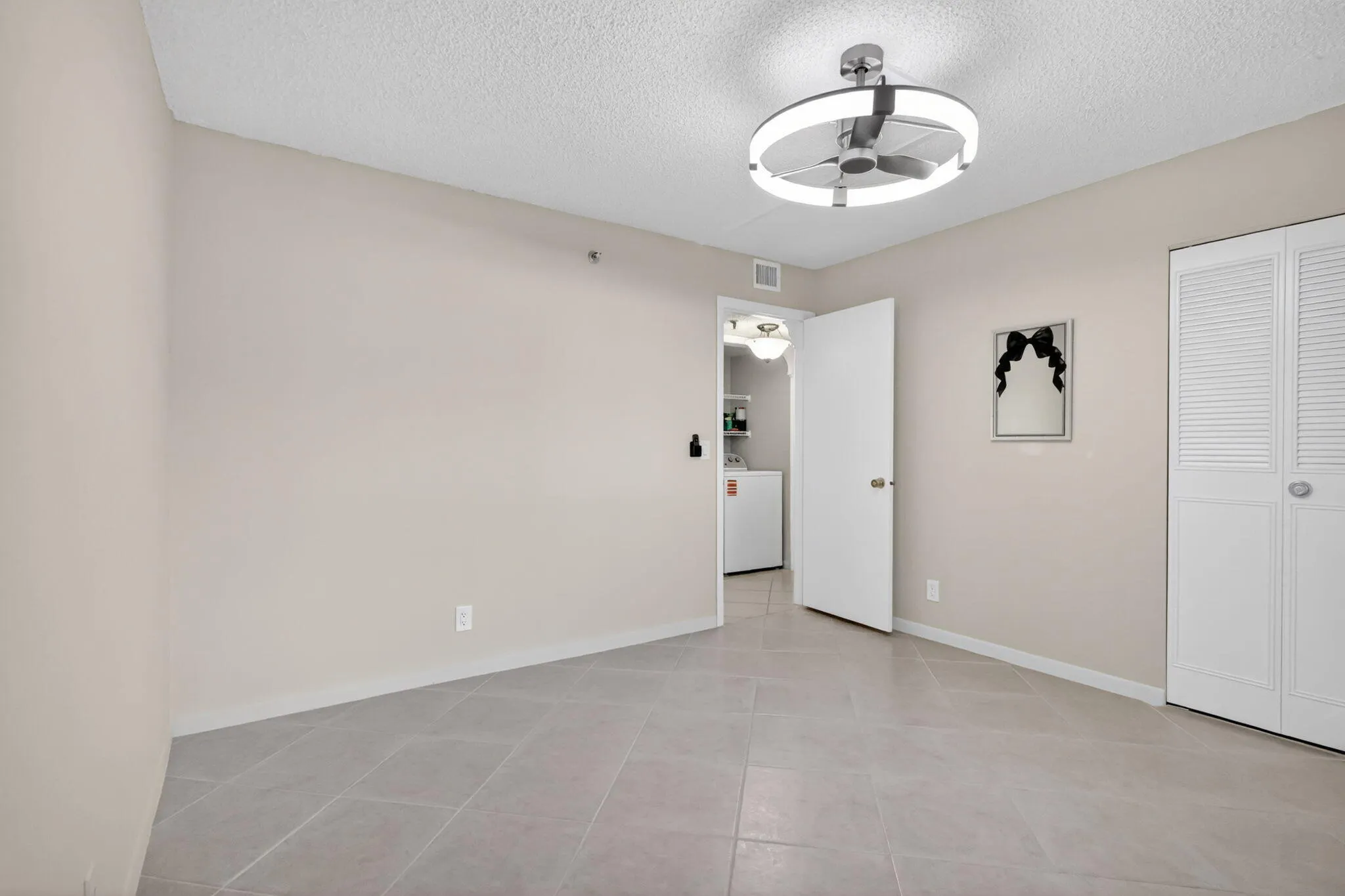 7770 Tahiti Lane #102