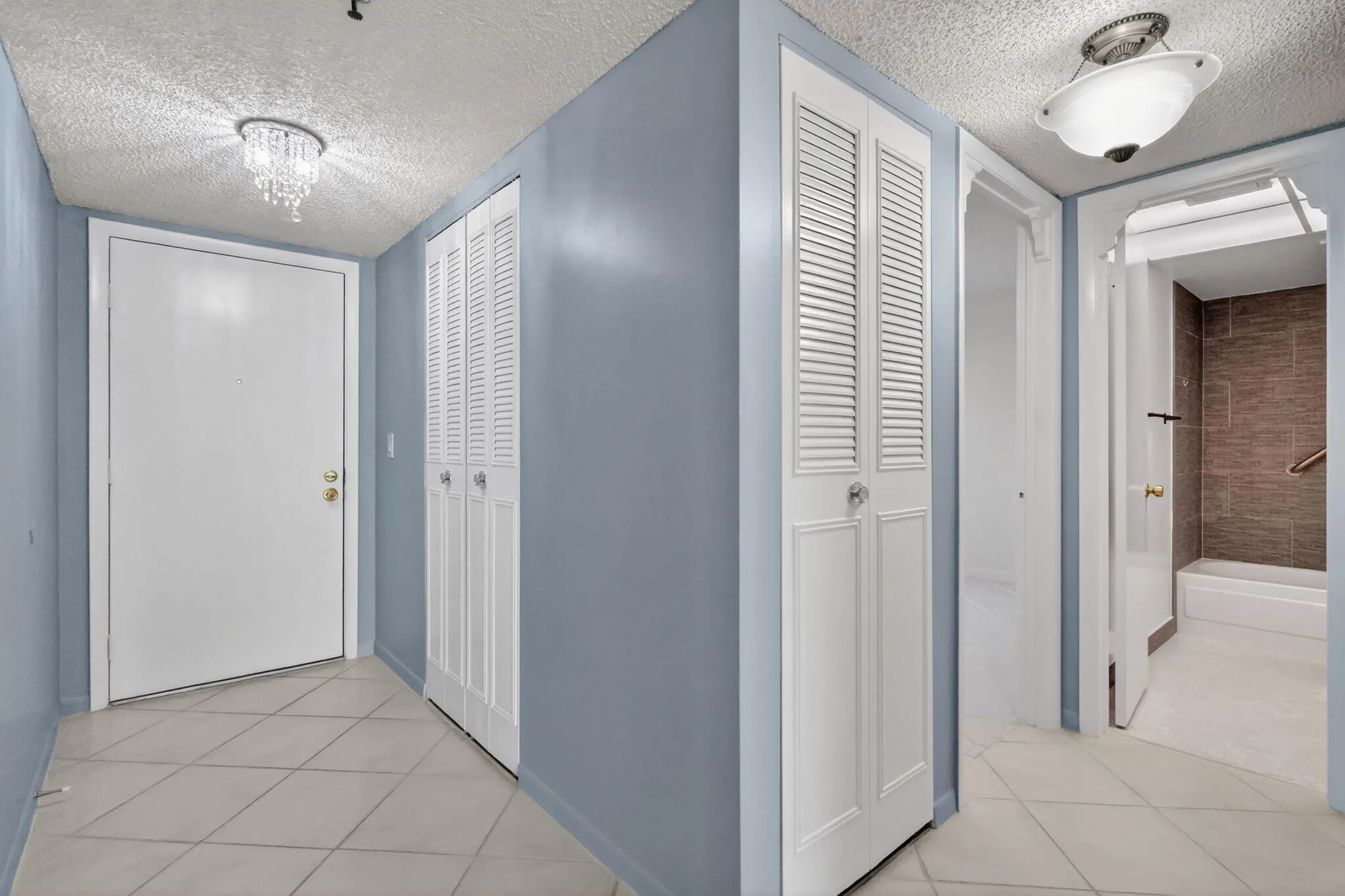 7770 Tahiti Lane #102