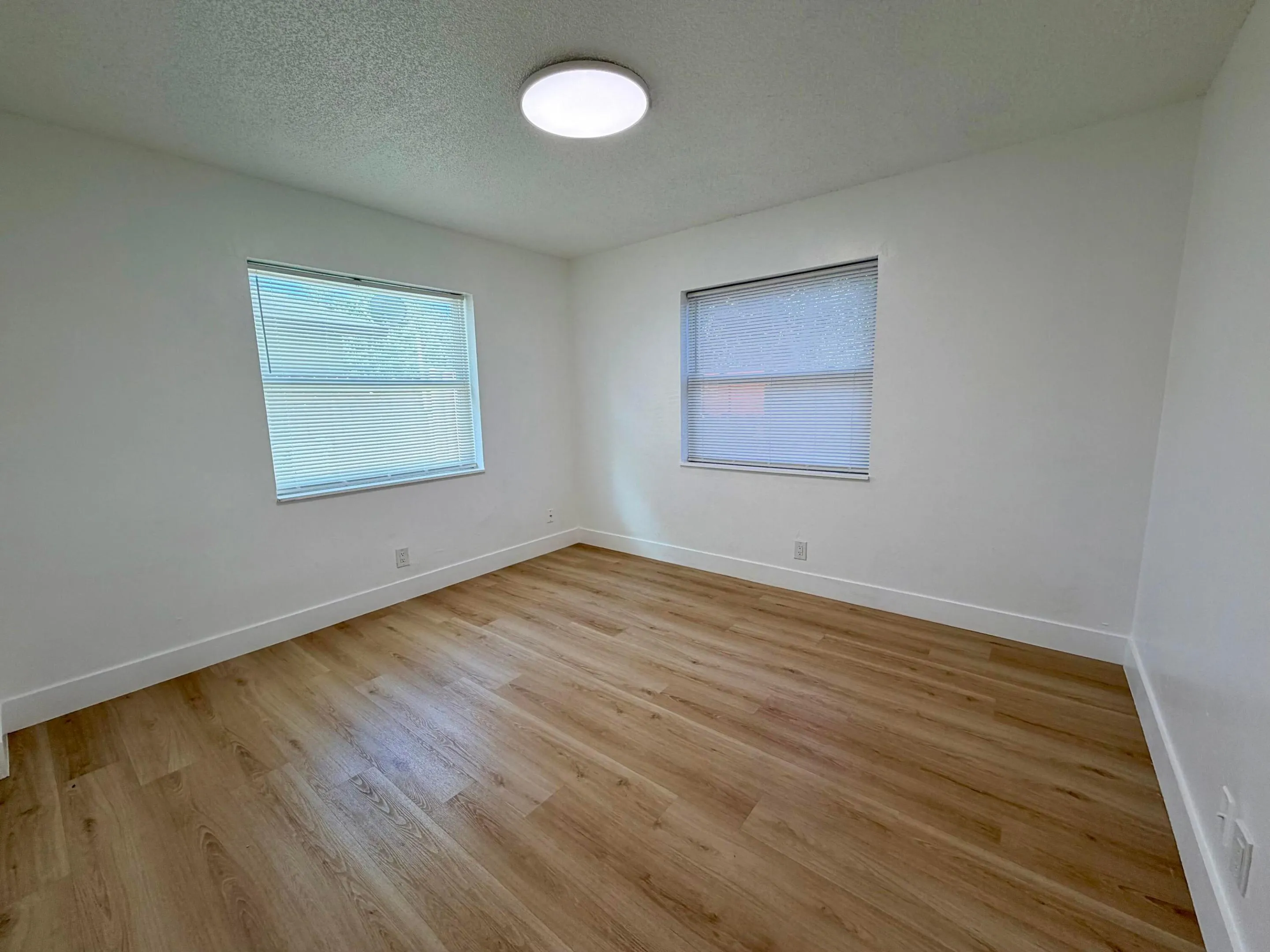 334 SW Avondale Drive #1
