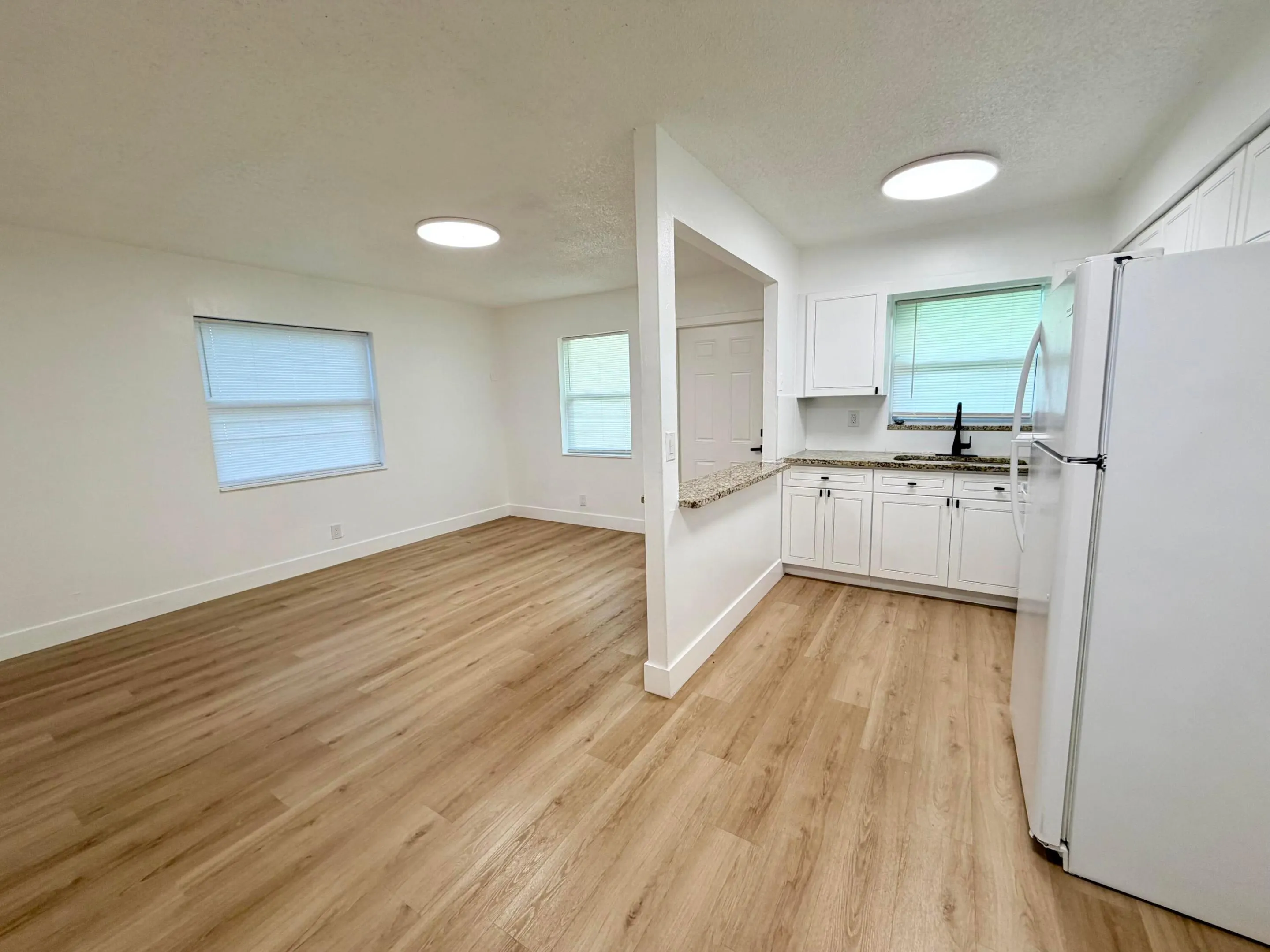 334 SW Avondale Drive #1