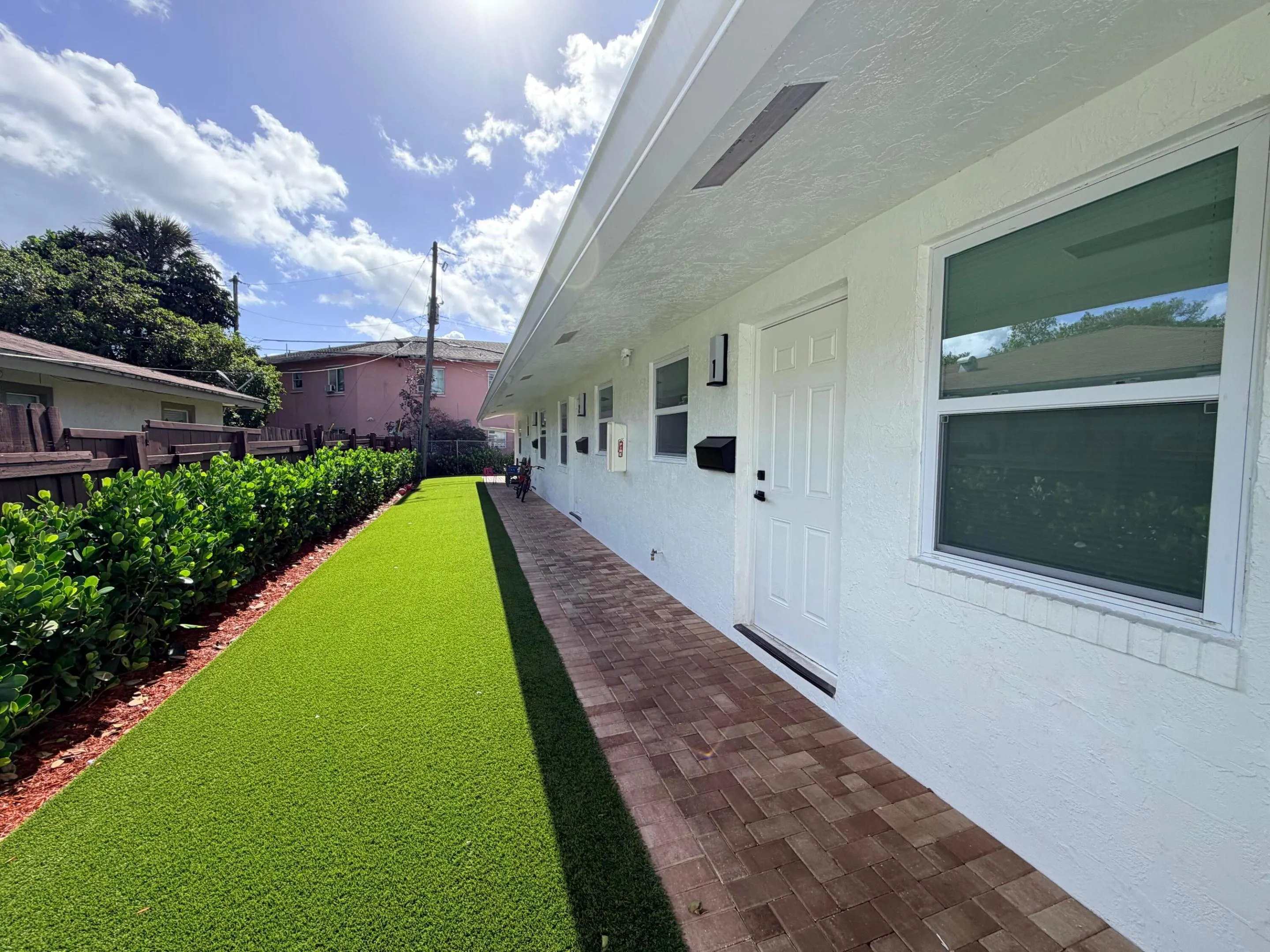 334 SW Avondale Drive #1