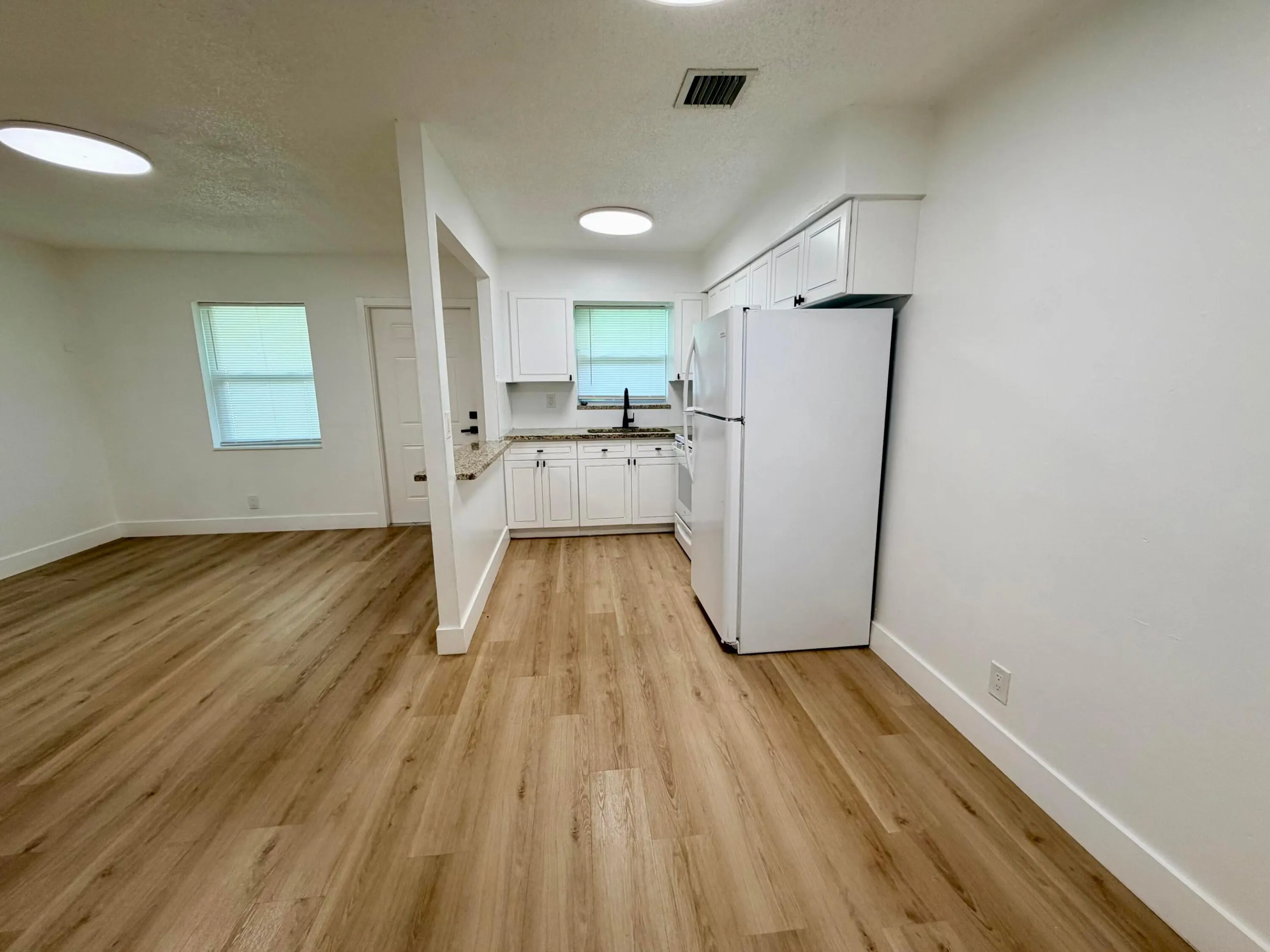 334 SW Avondale Drive #1