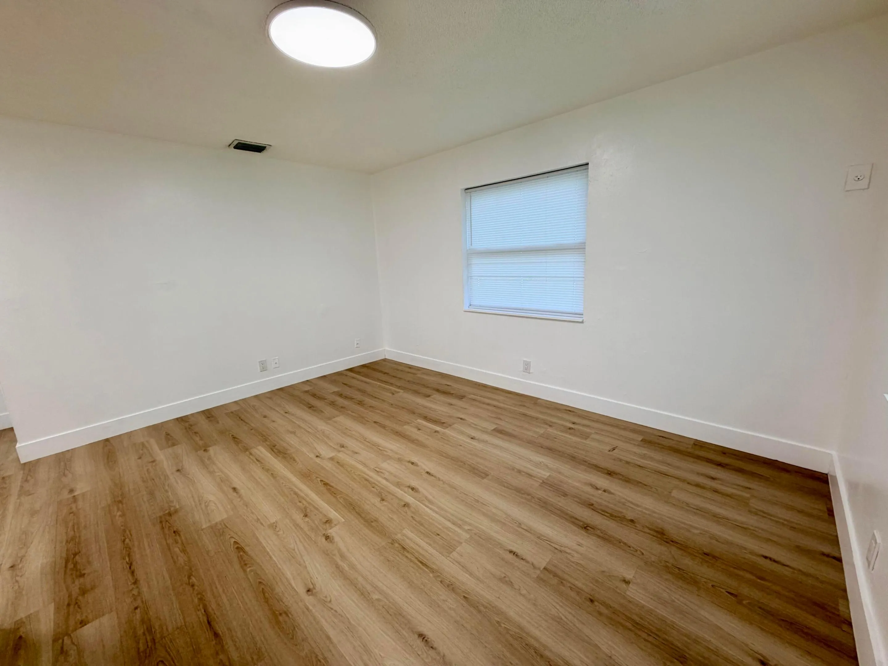 334 SW Avondale Drive #1