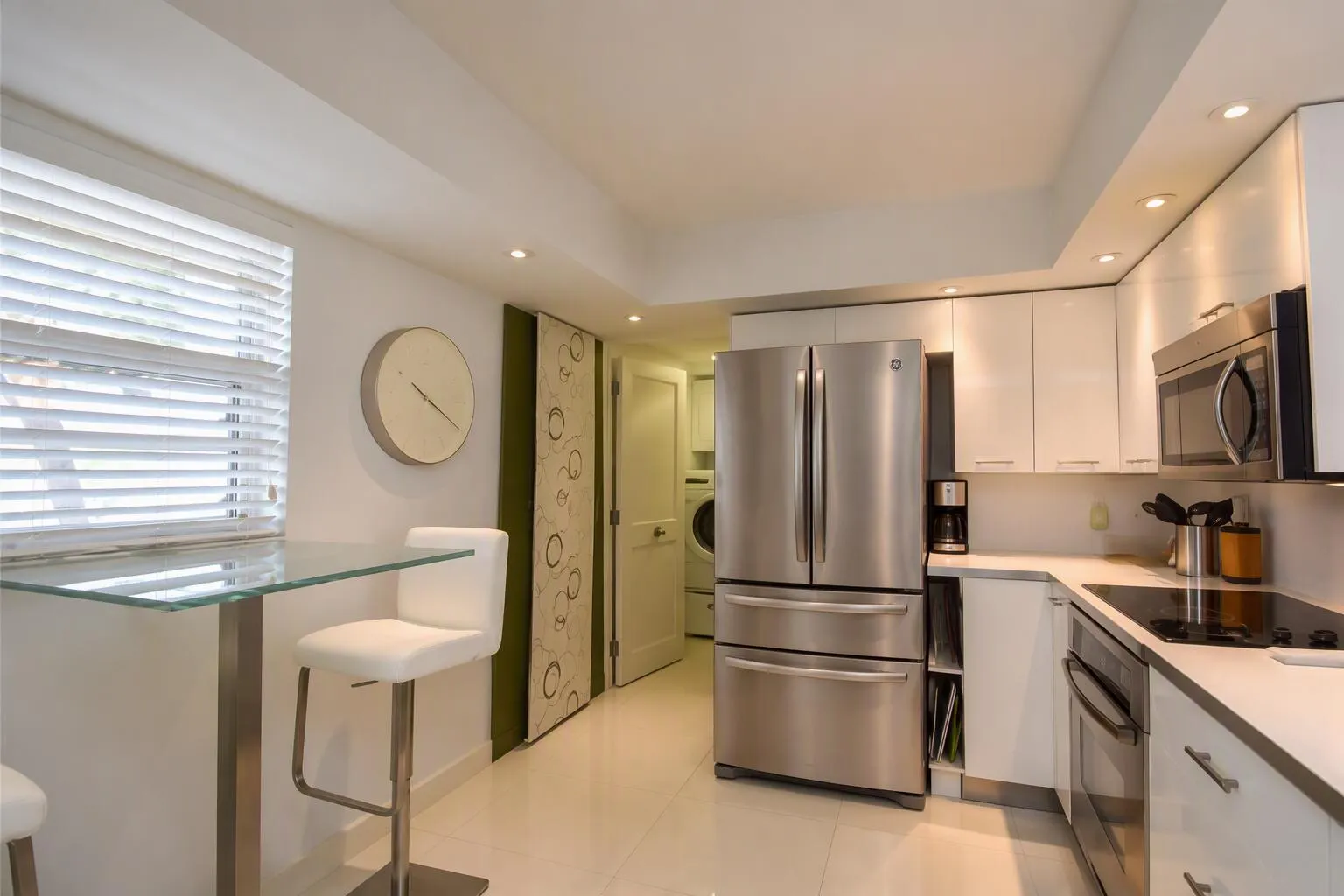 6100 NW 2ND Avenue #323