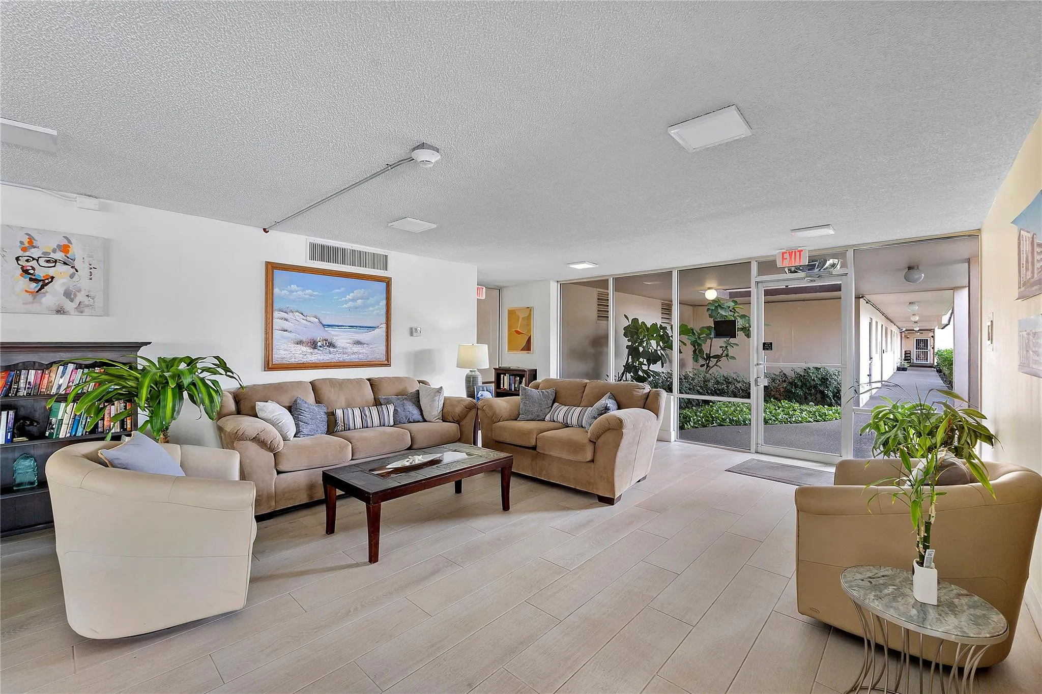 6100 NW 2ND Avenue #323
