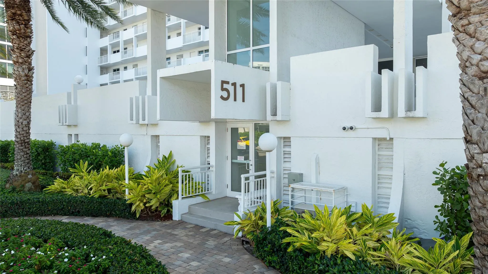 511 BAYSHORE Drive #410