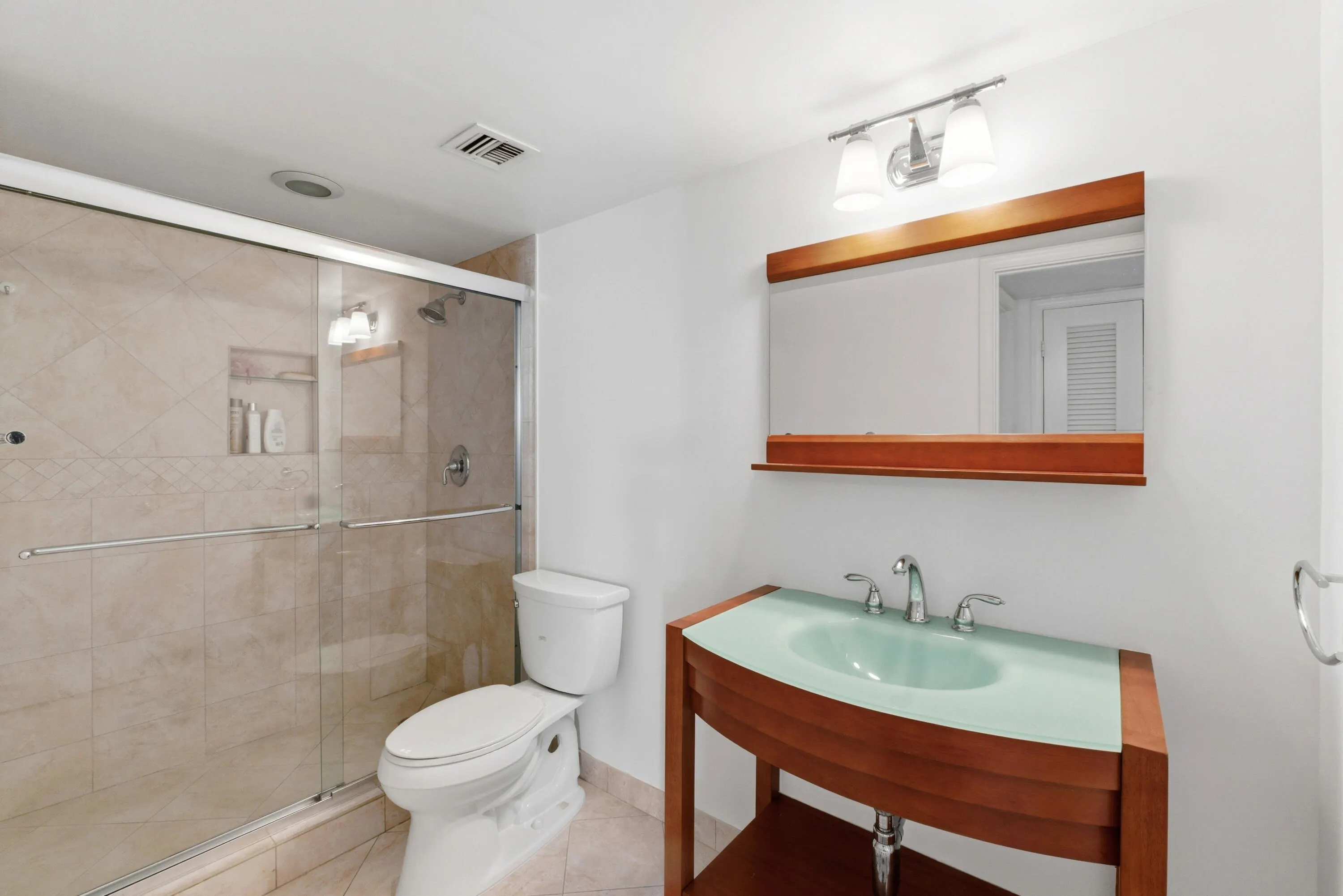 511 BAYSHORE Drive #410