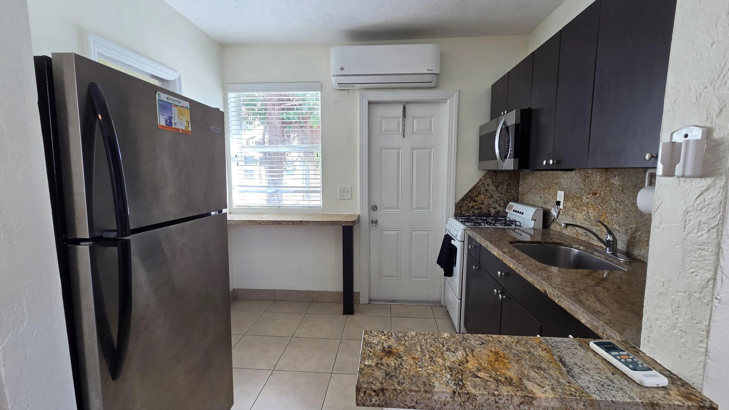 1601 S FEDERAL Highway #7
