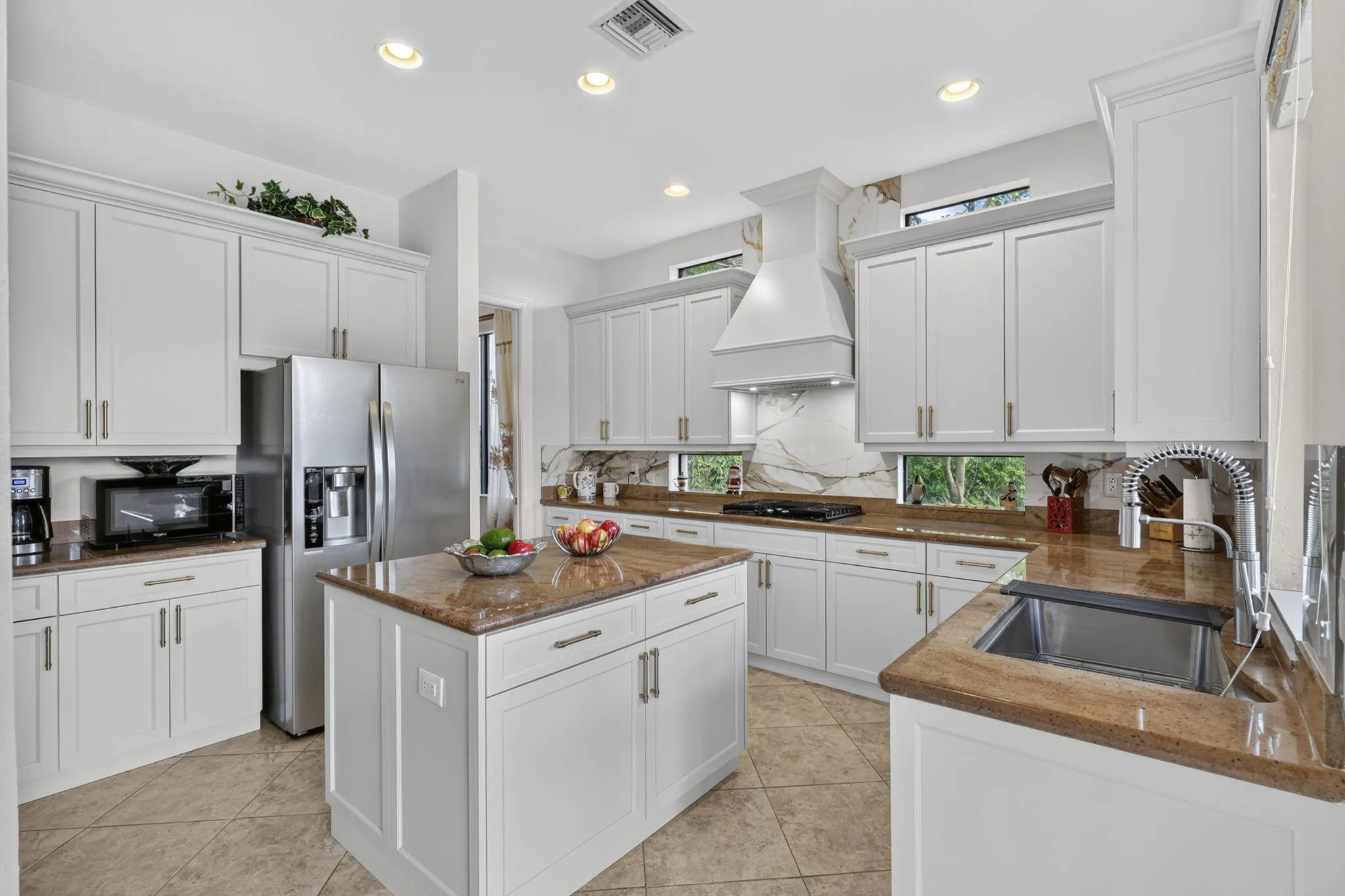 3417 Collonade Drive