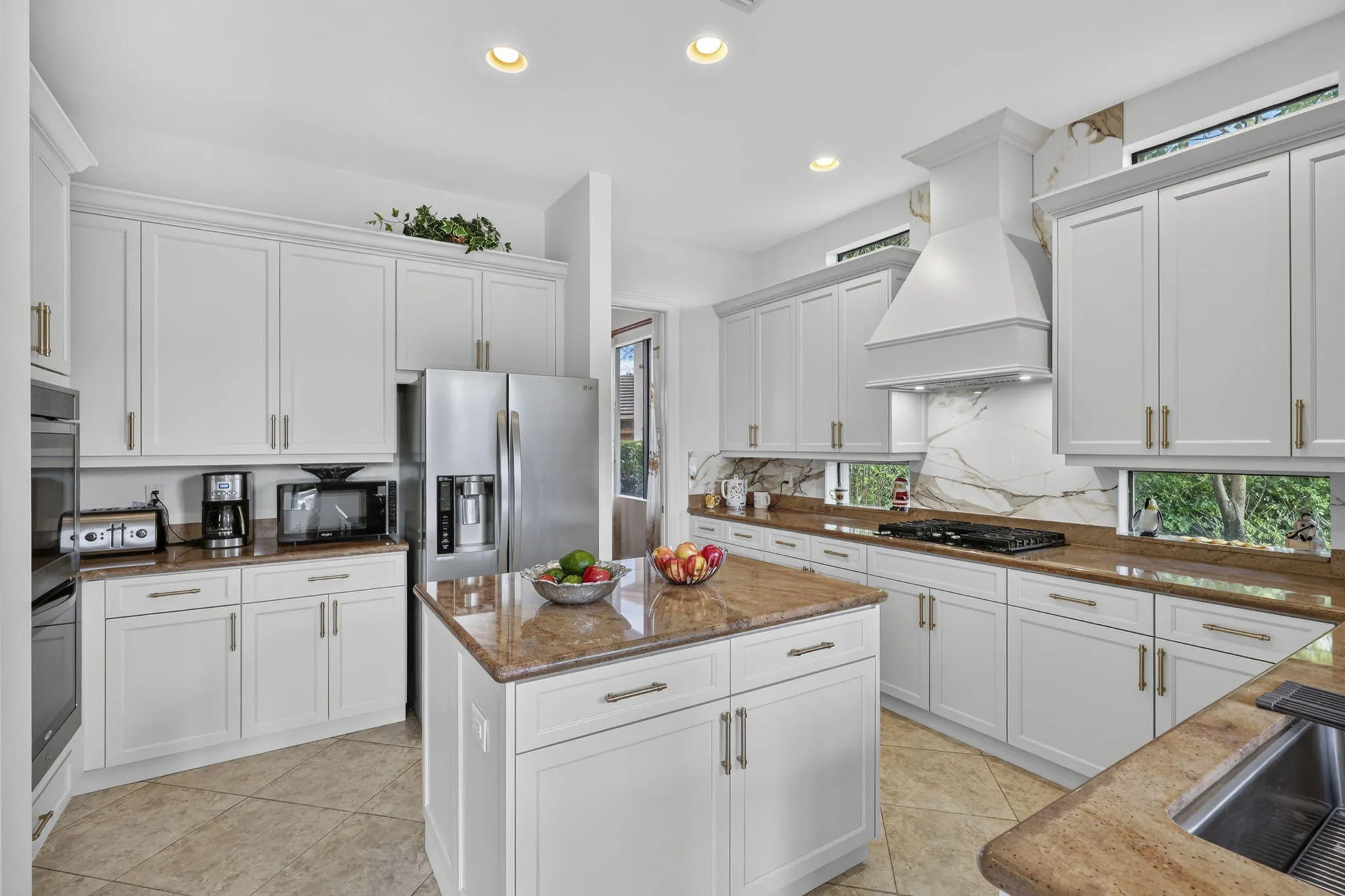 3417 Collonade Drive