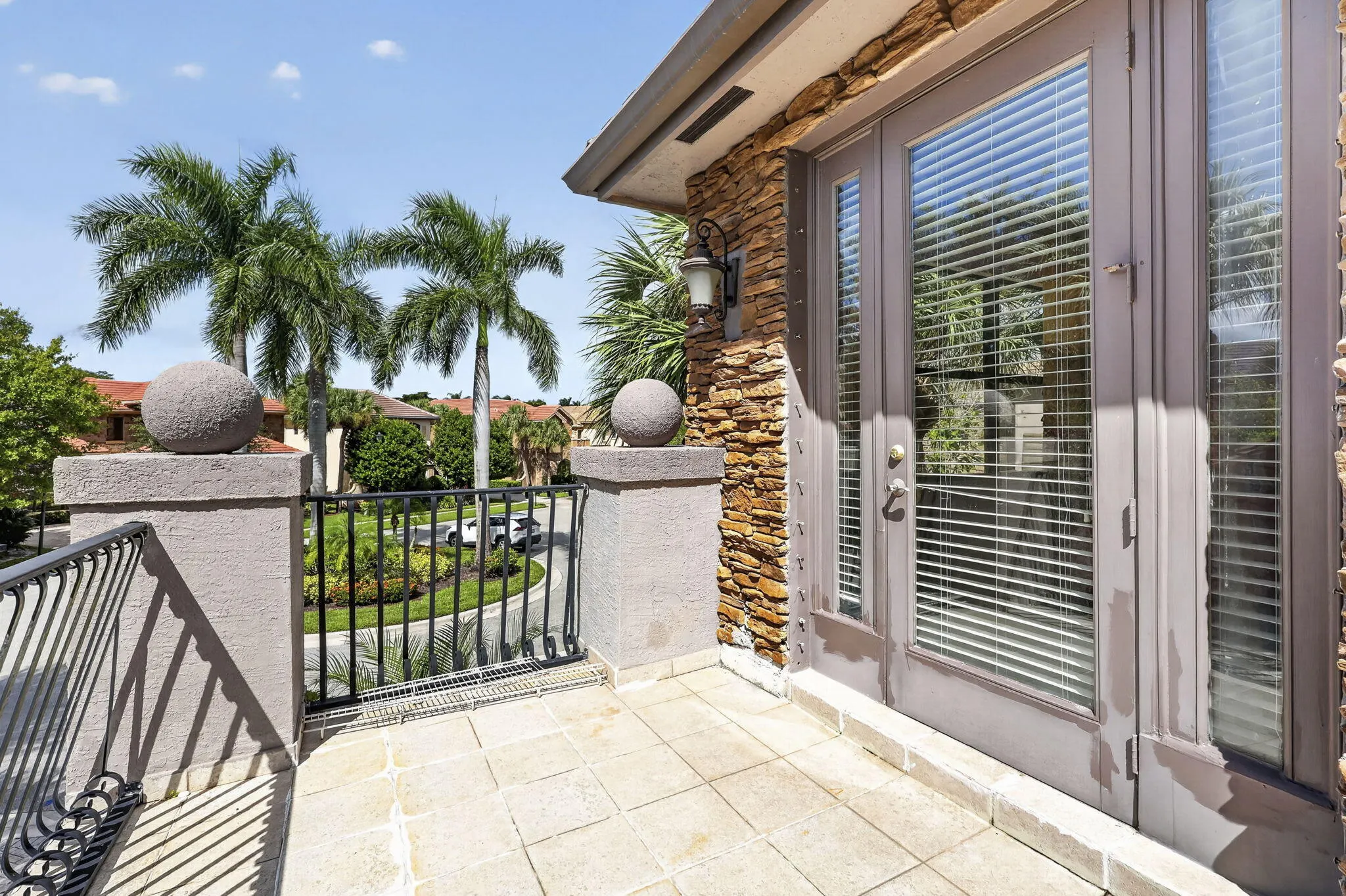 3417 Collonade Drive