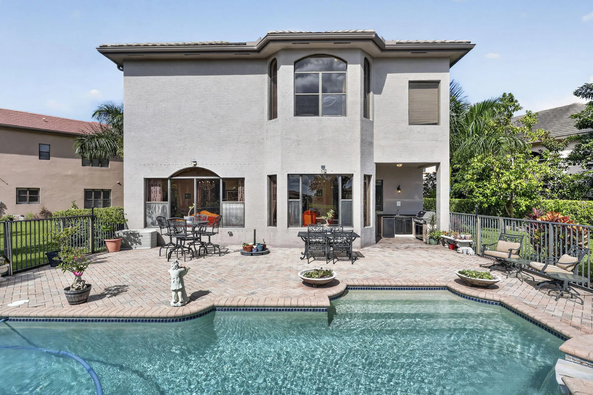 3417 Collonade Drive