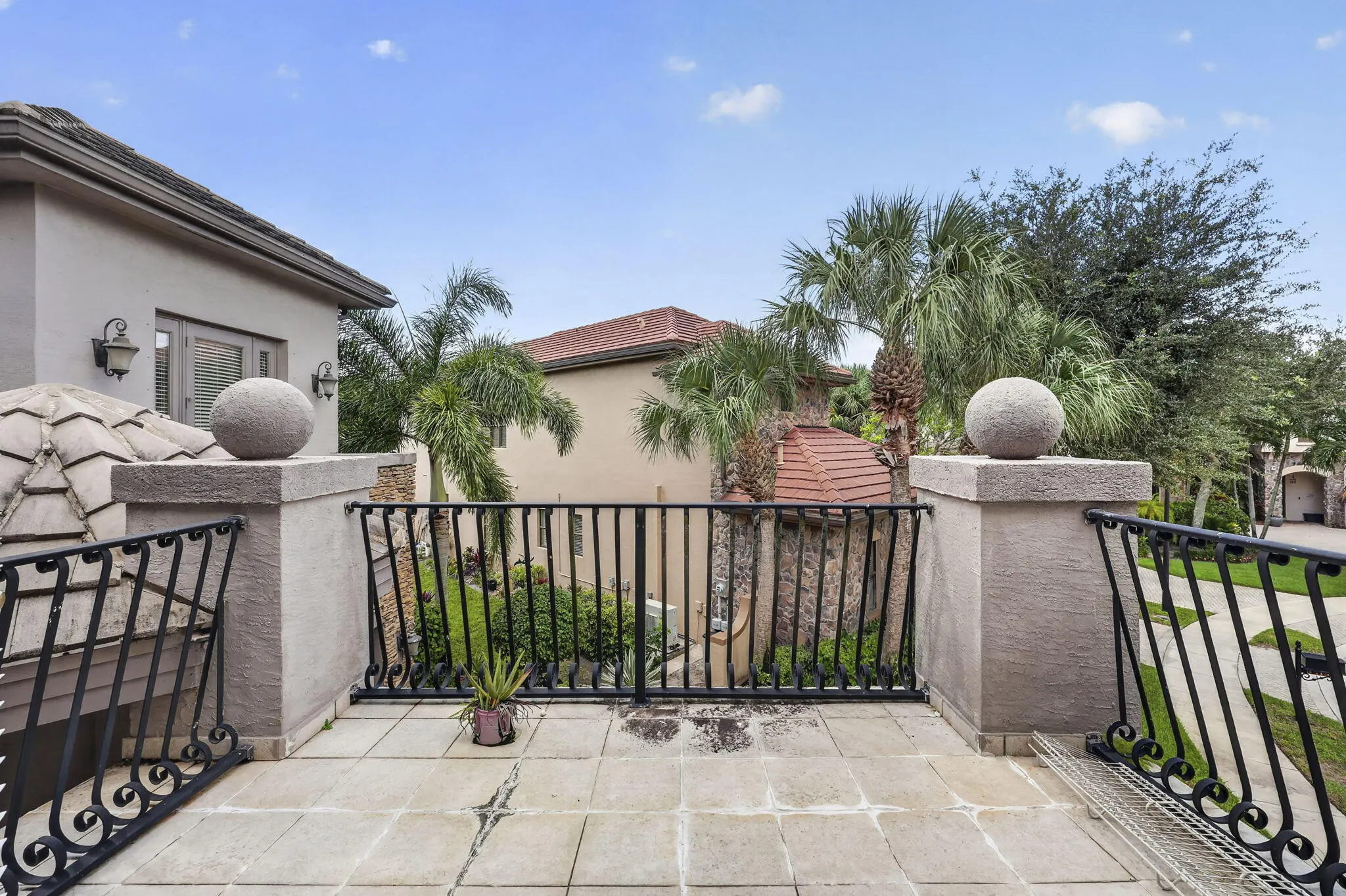 3417 Collonade Drive