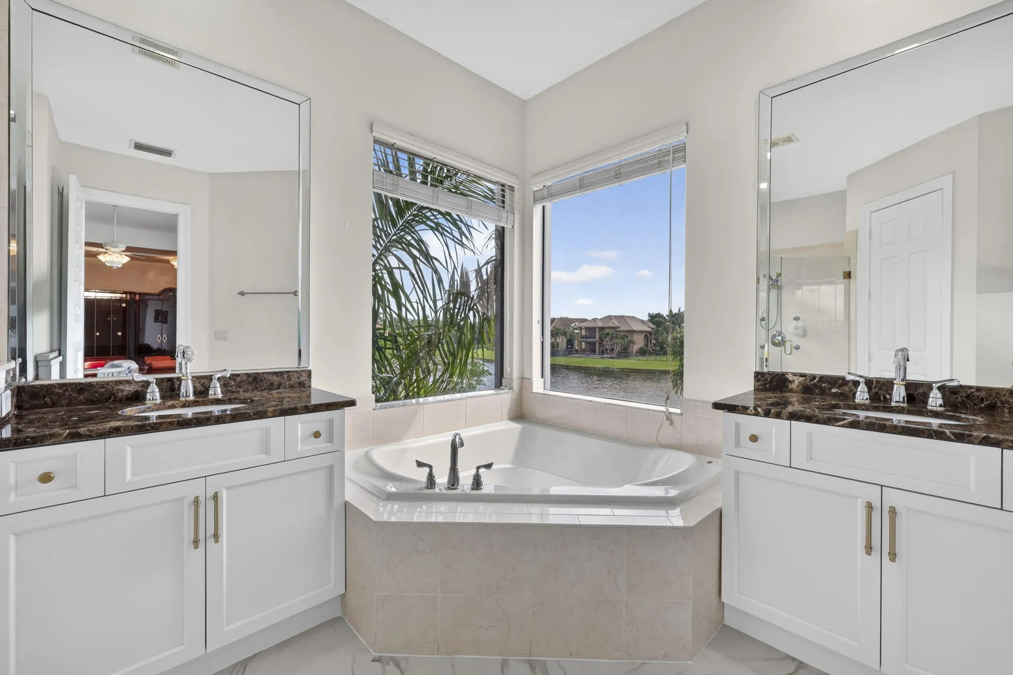 3417 Collonade Drive