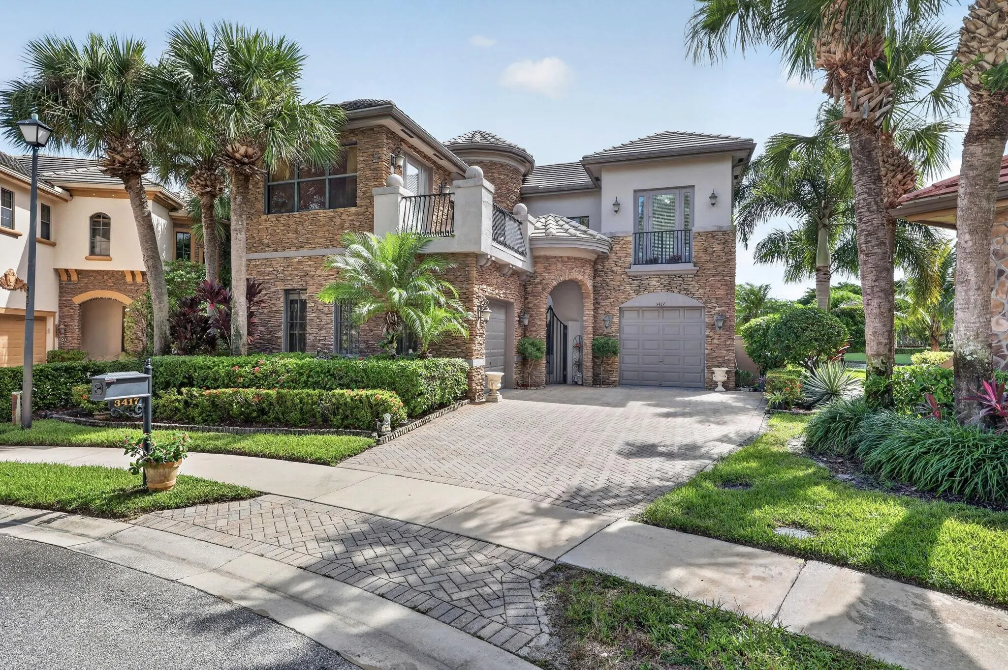 3417 Collonade Drive