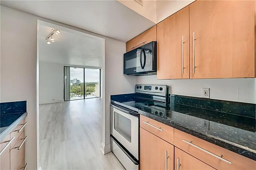 2350 NE 135th Street #1212