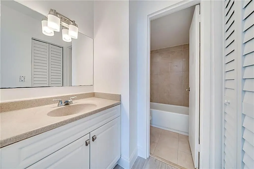 2350 NE 135th Street #1212