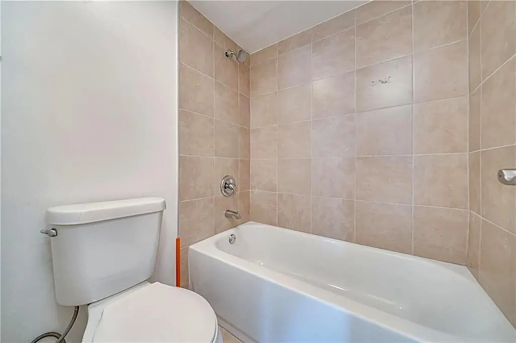2350 NE 135th Street #1212