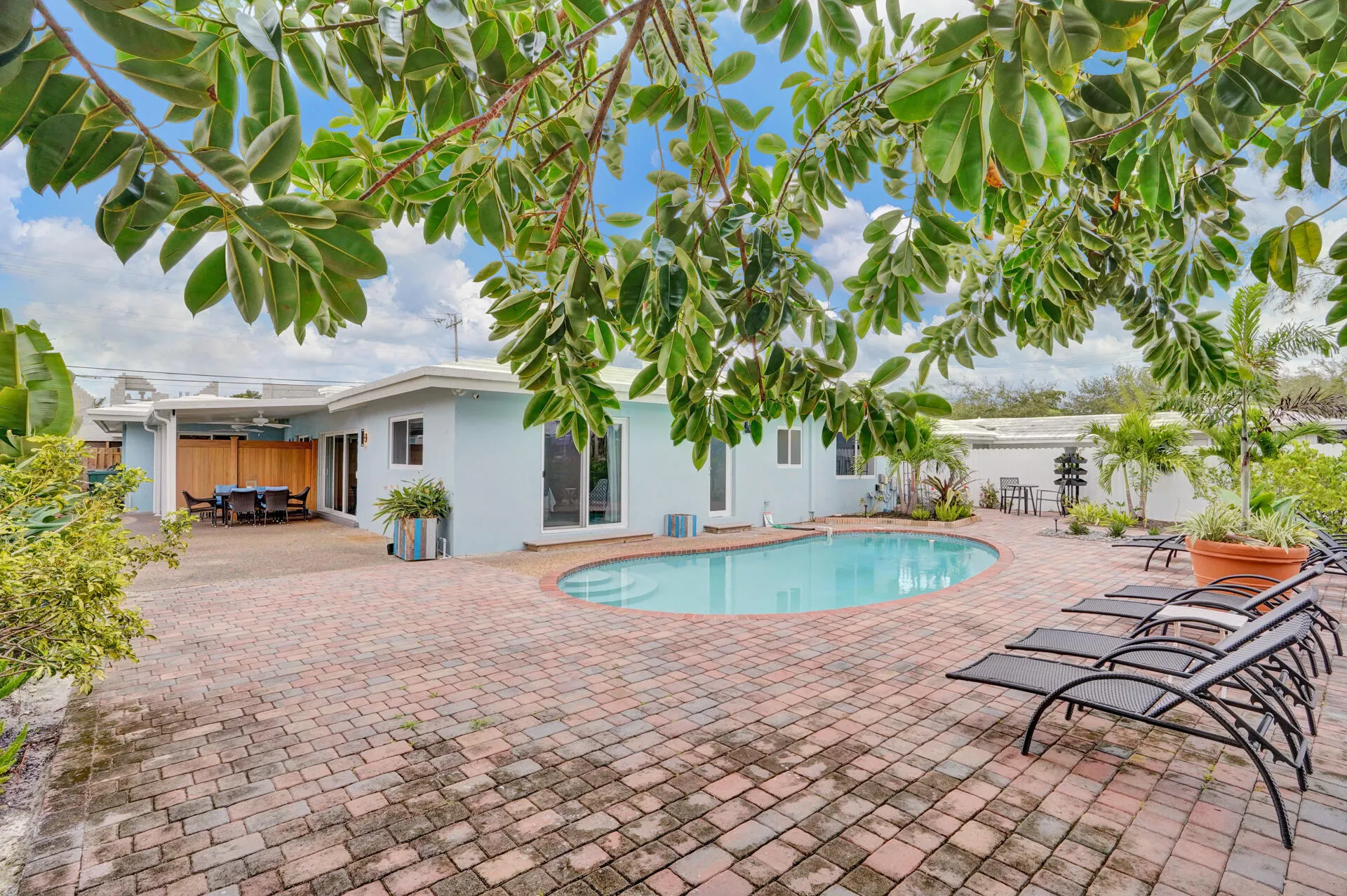 1236 NE 18th Avenue #B-C