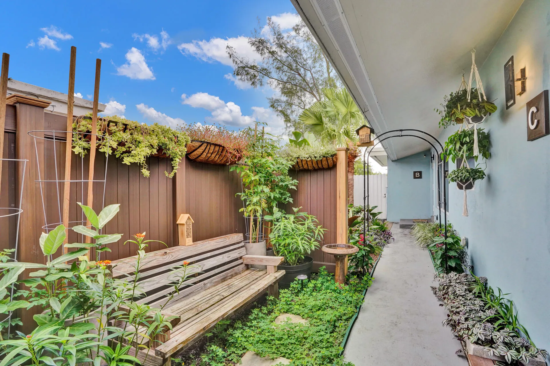 1236 NE 18th Avenue #B-C