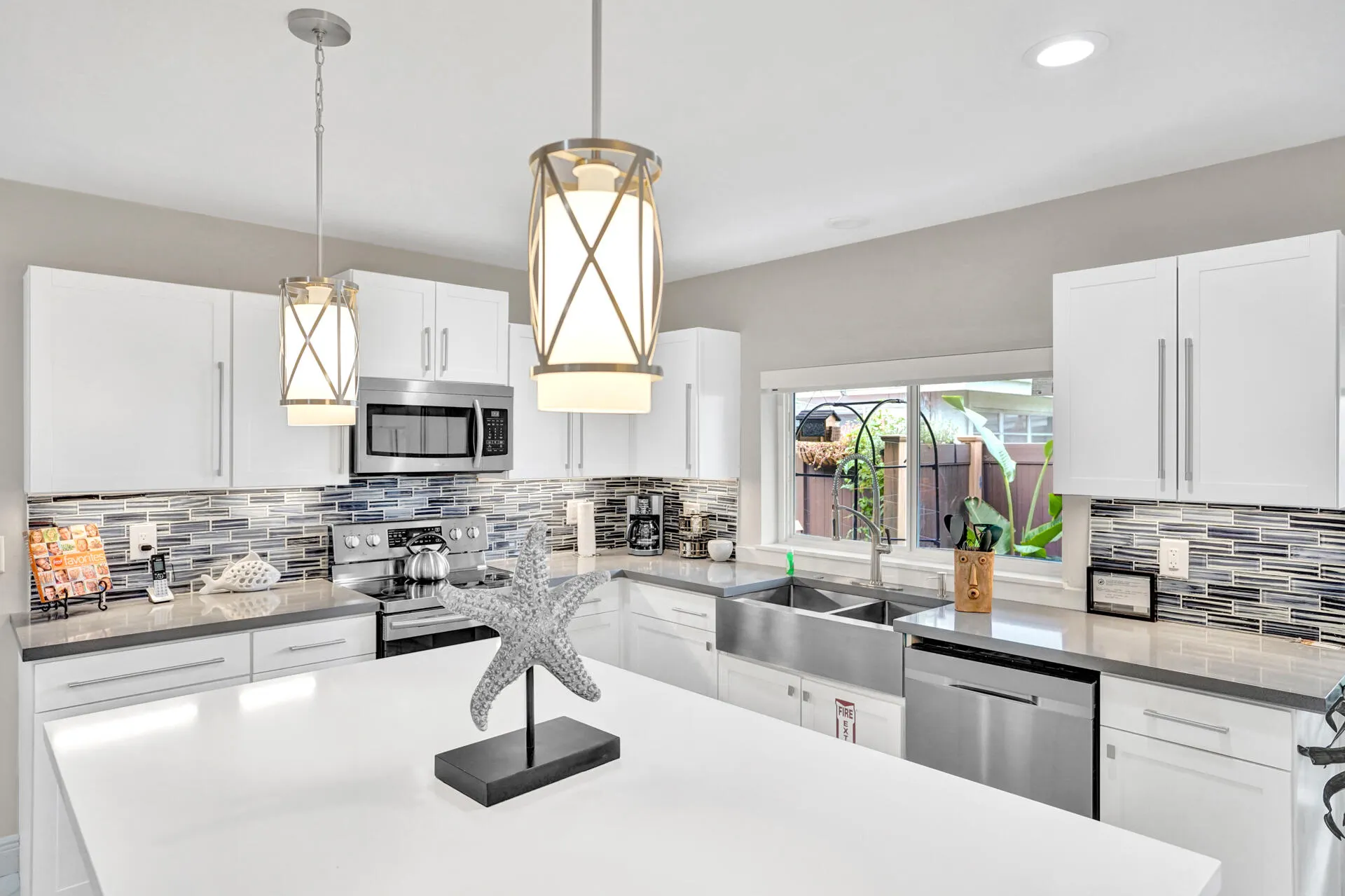 1236 NE 18th Avenue #B-C