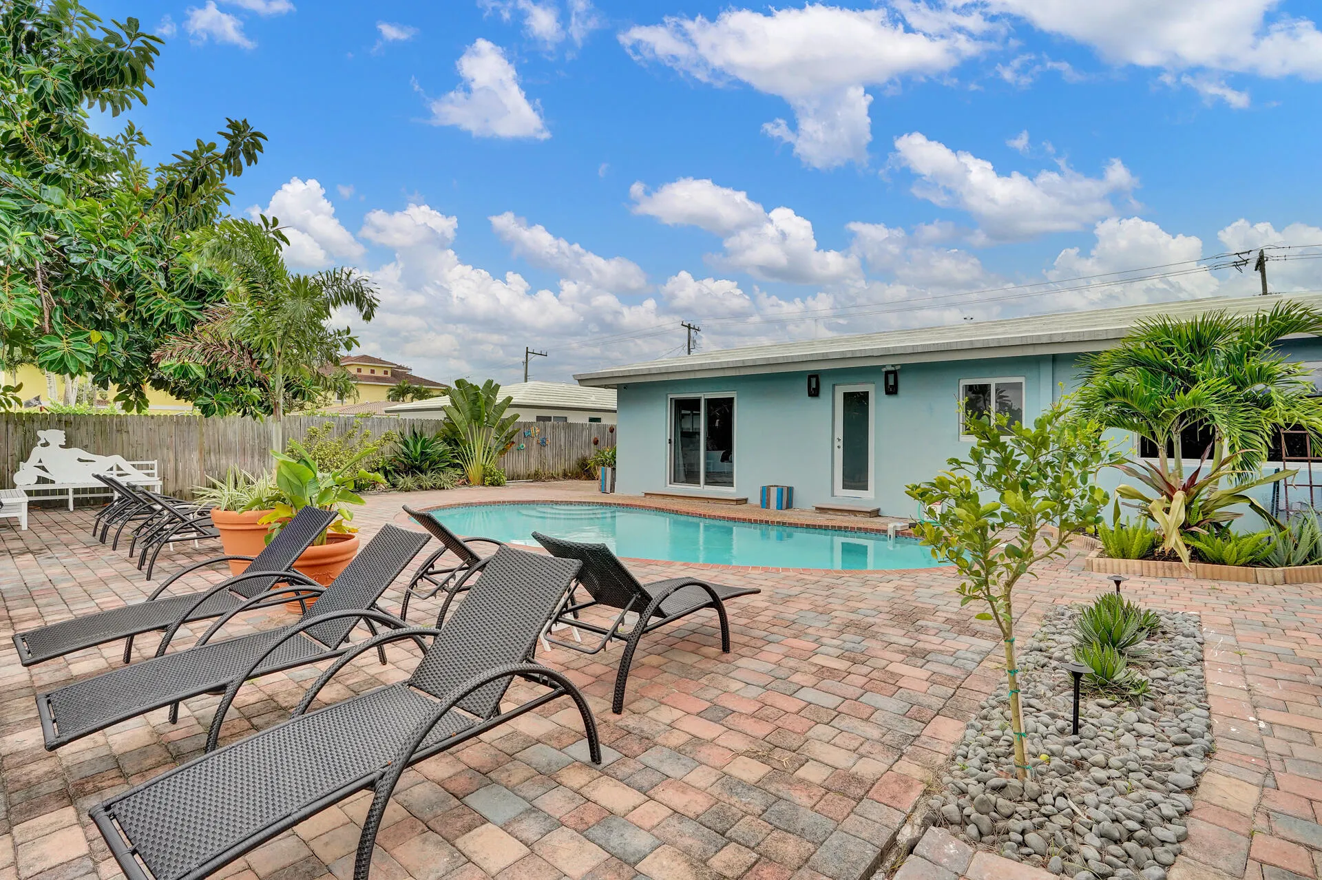 1236 NE 18th Avenue #B-C