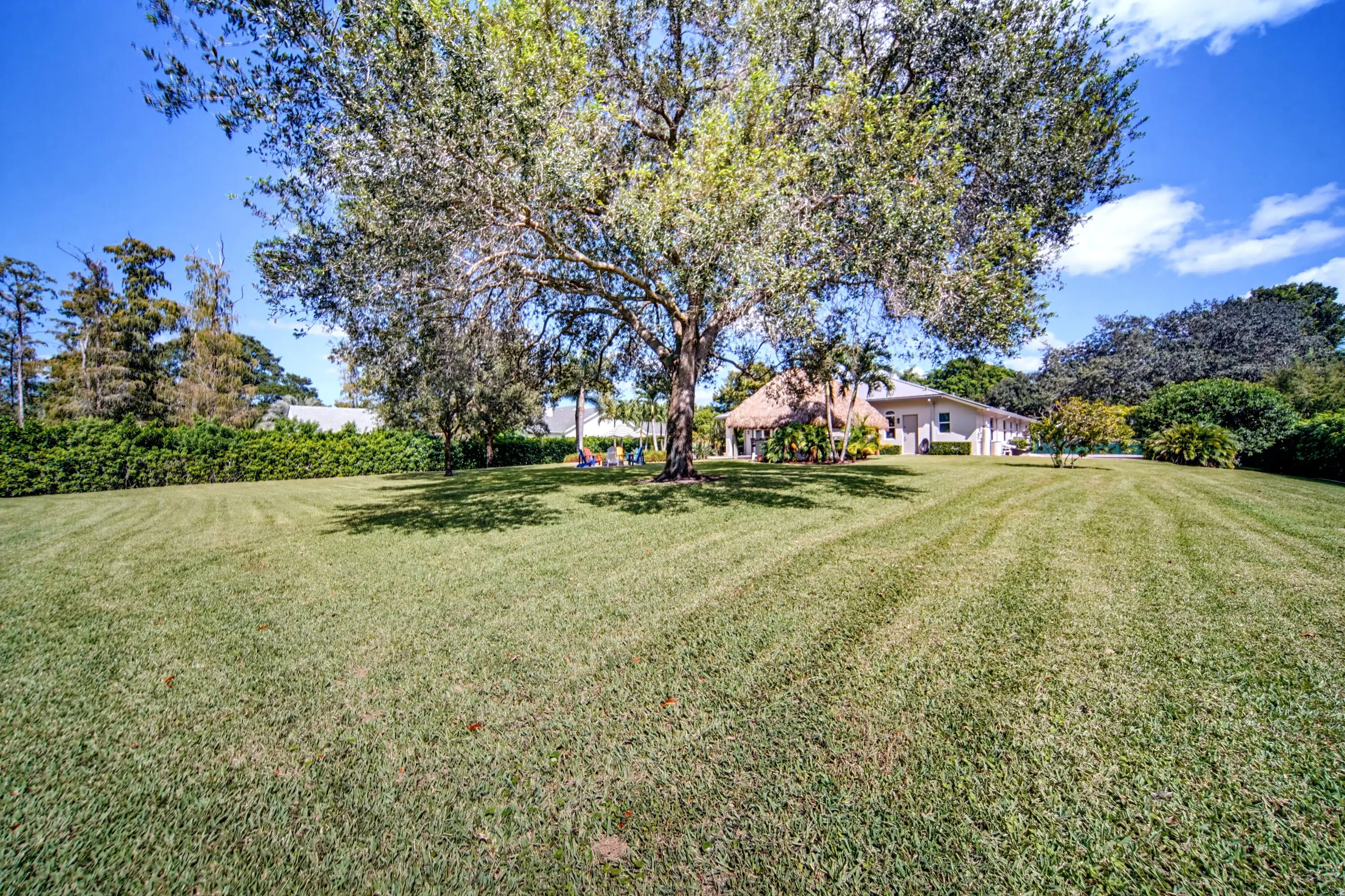 6135 NW 79TH Way