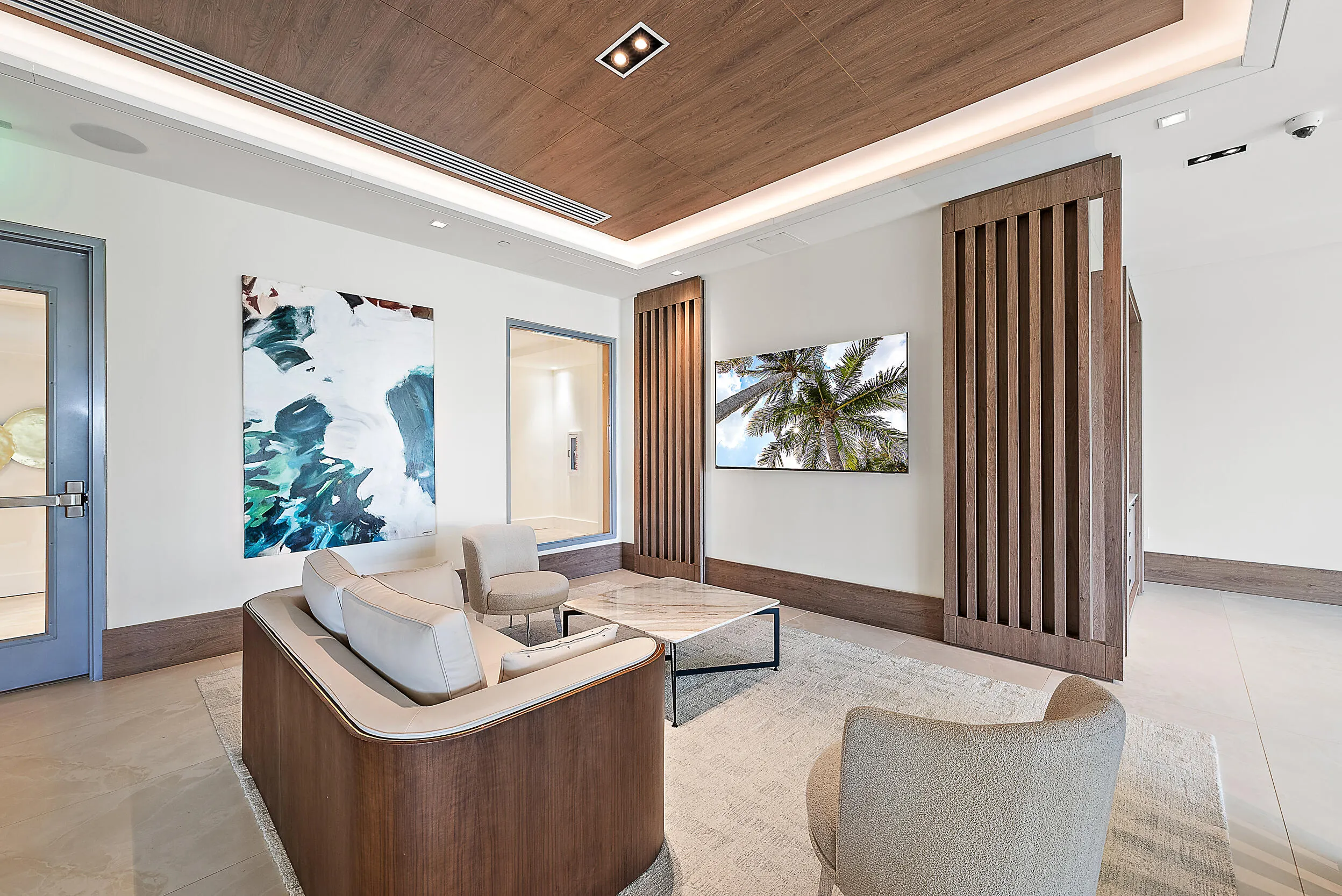 220 Lake Shore Drive #1402