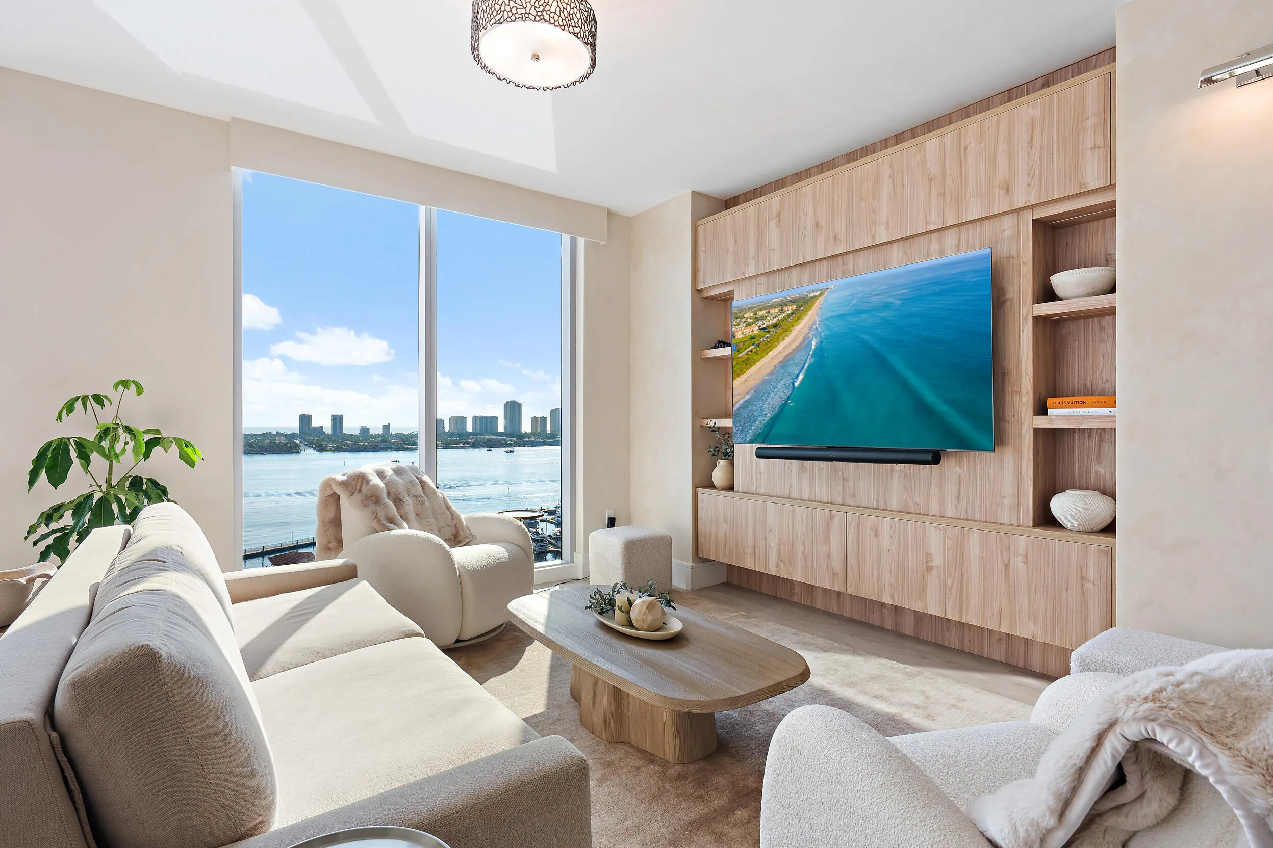 220 Lake Shore Drive #1402