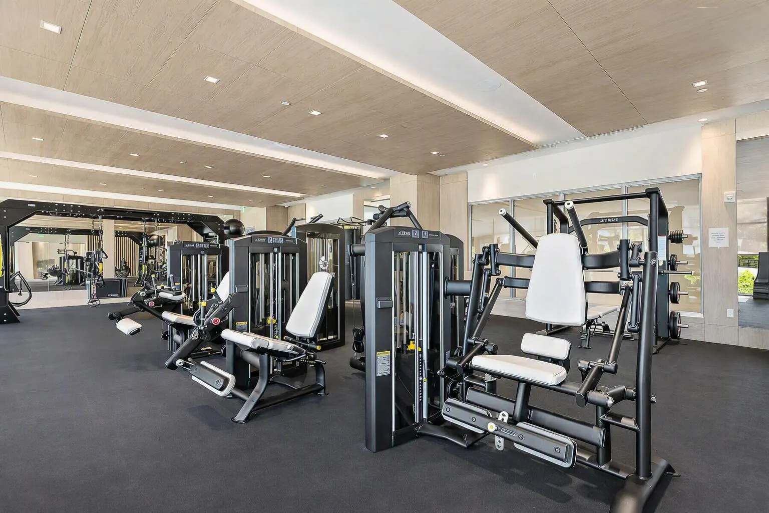 220 Lake Shore Drive #1402