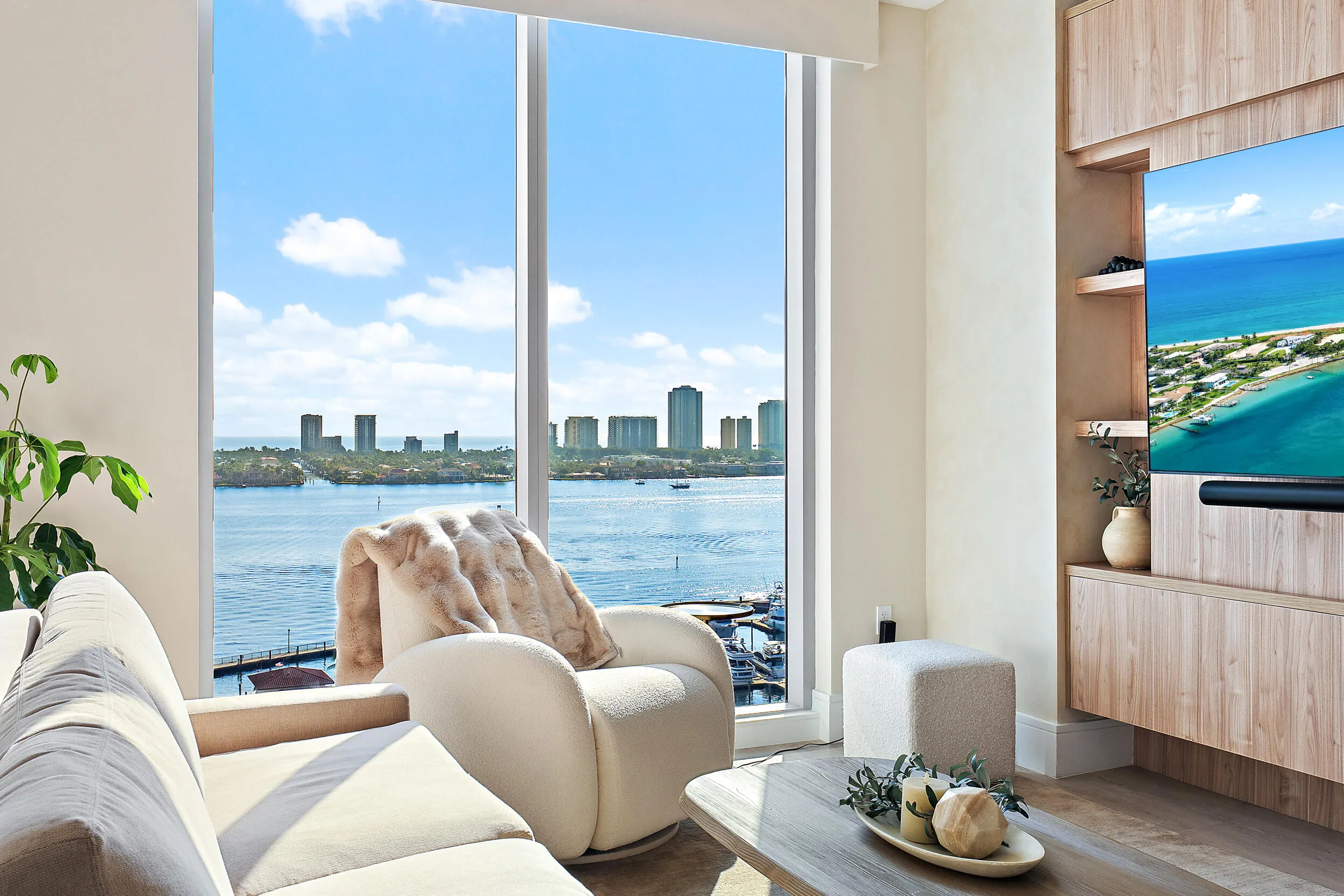 220 Lake Shore Drive #1402