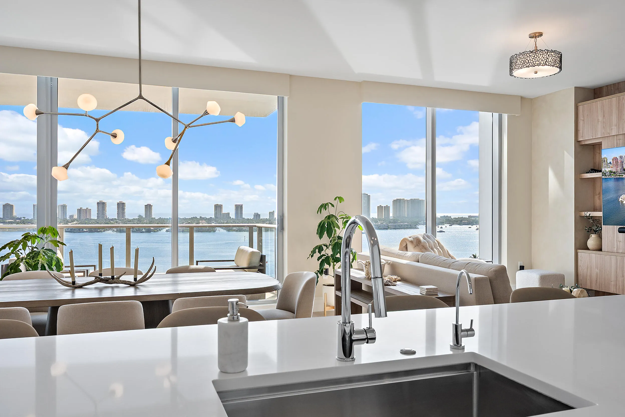 220 Lake Shore Drive #1402