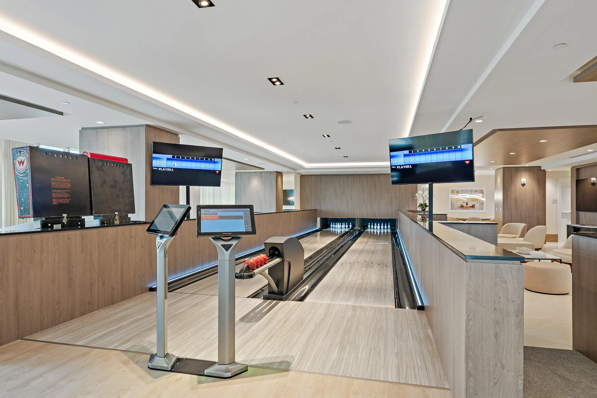 220 Lake Shore Drive #1402
