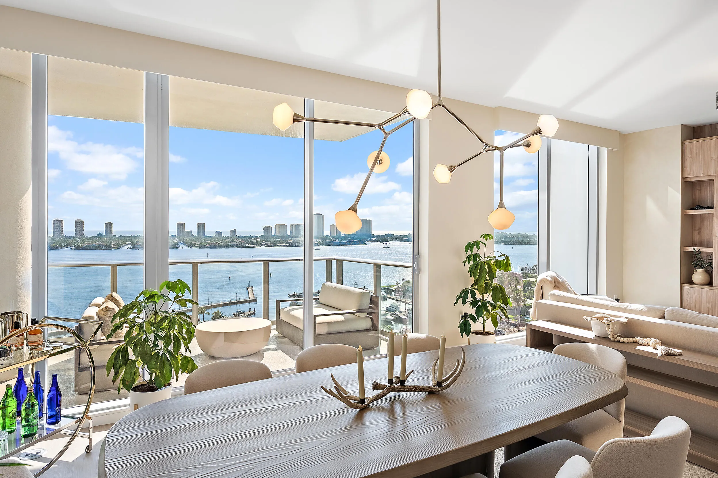 220 Lake Shore Drive #1402