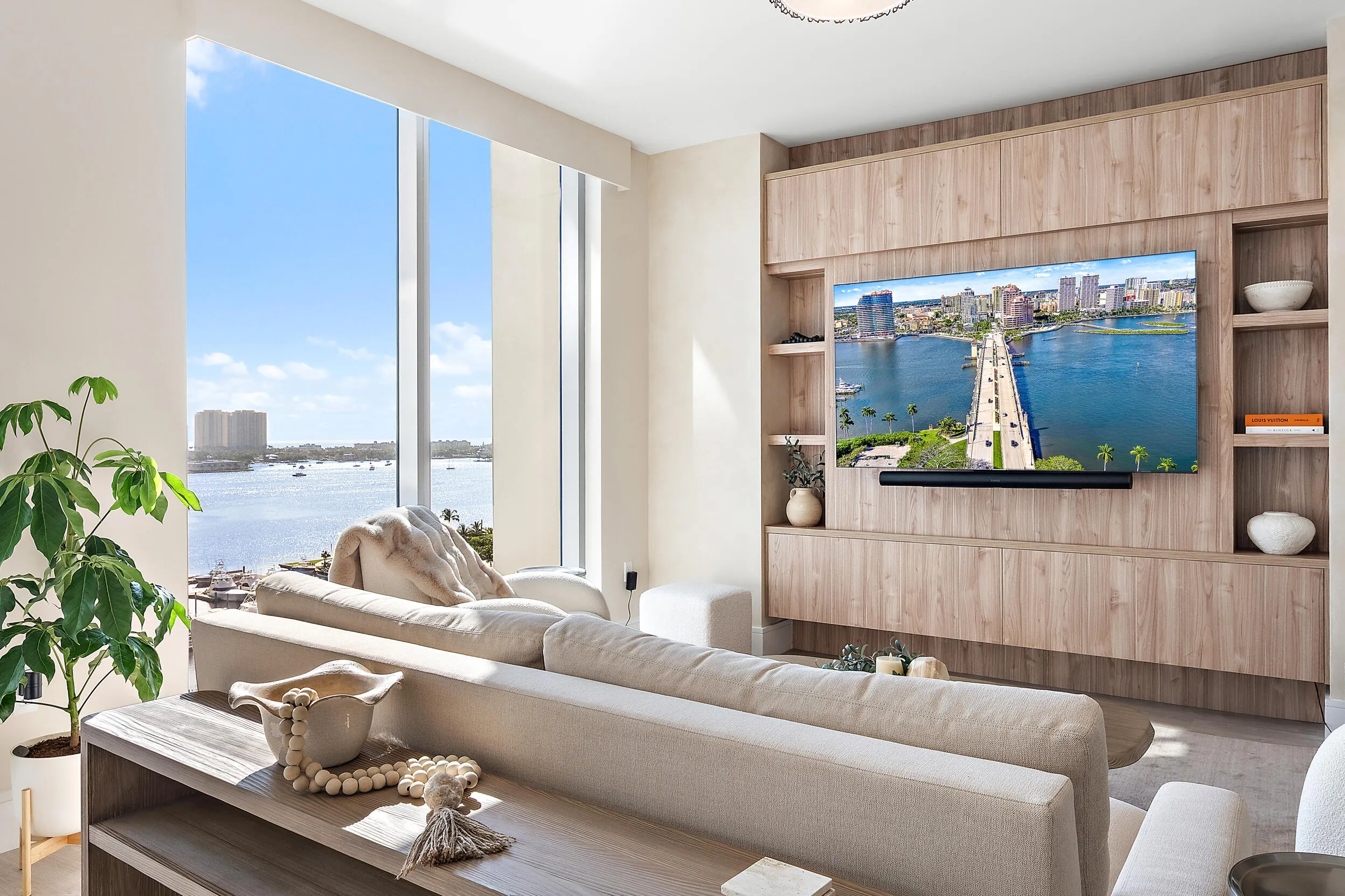 220 Lake Shore Drive #1402