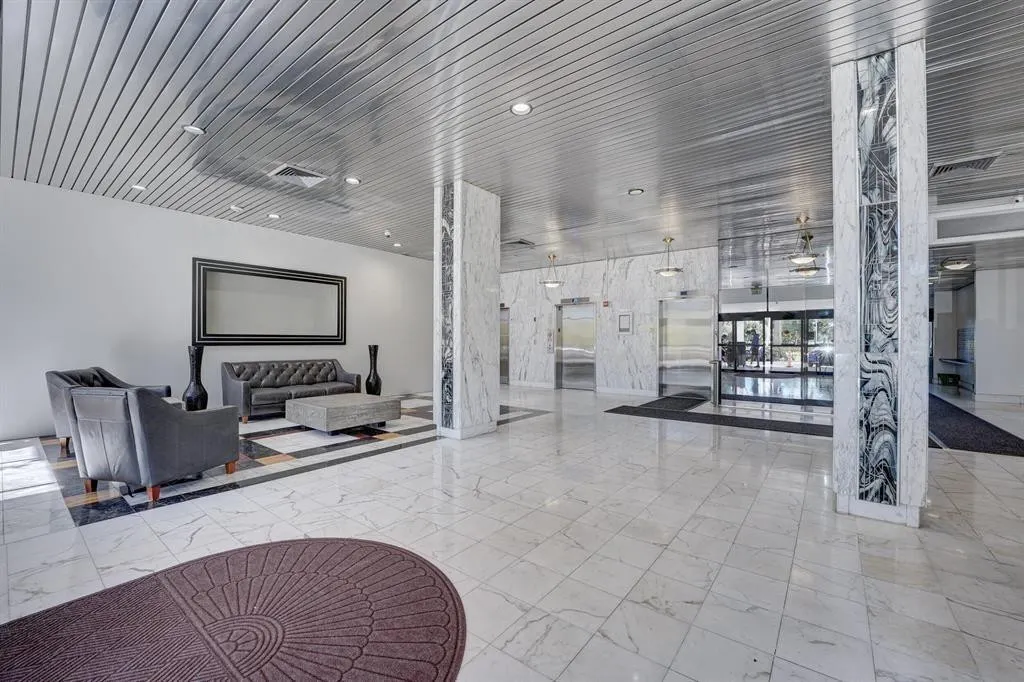 3625 N Country Club Drive #210