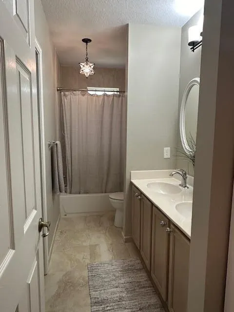 13394 Georgian Court