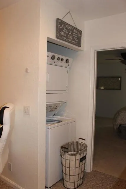 13394 Georgian Court